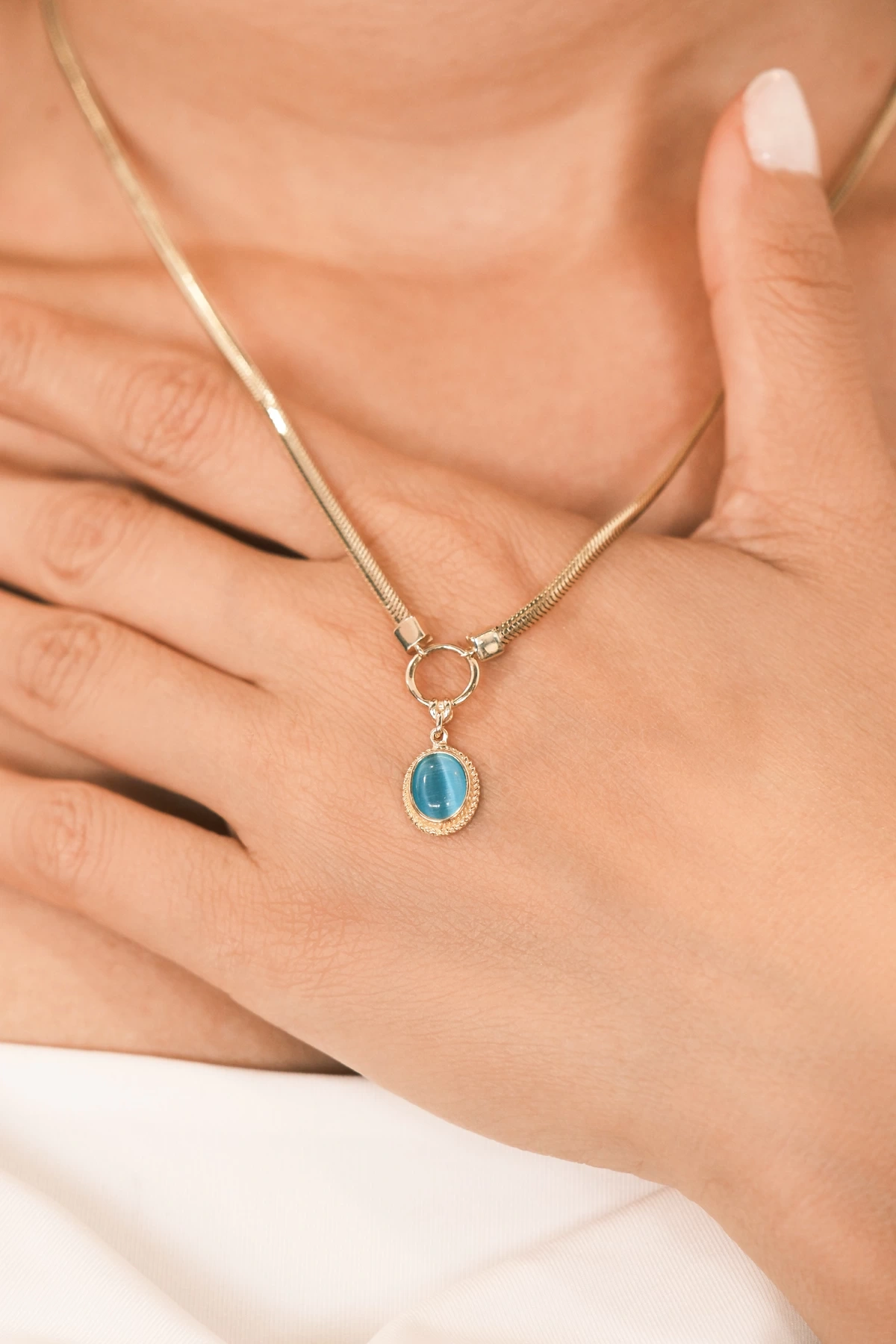 Asil 14 Ayar Mavi Oval Taşlı Altın Kolye KLY3984