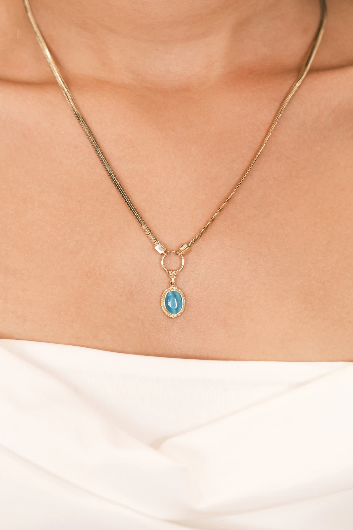 Asil 14 Ayar Mavi Oval Taşlı Altın Kolye KLY3984