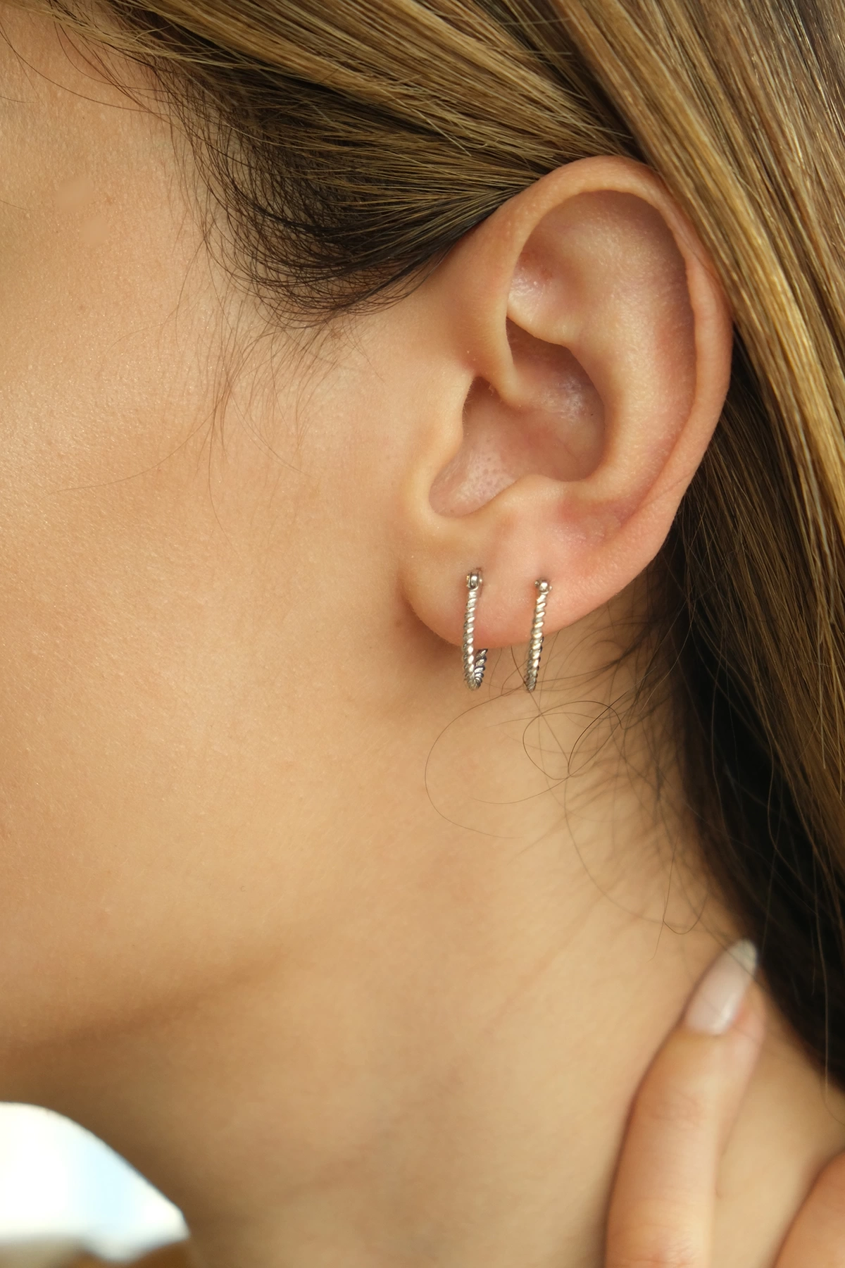 Asil 14 Ayar Burgu Model Mini Halka Altın Küpe KP2452