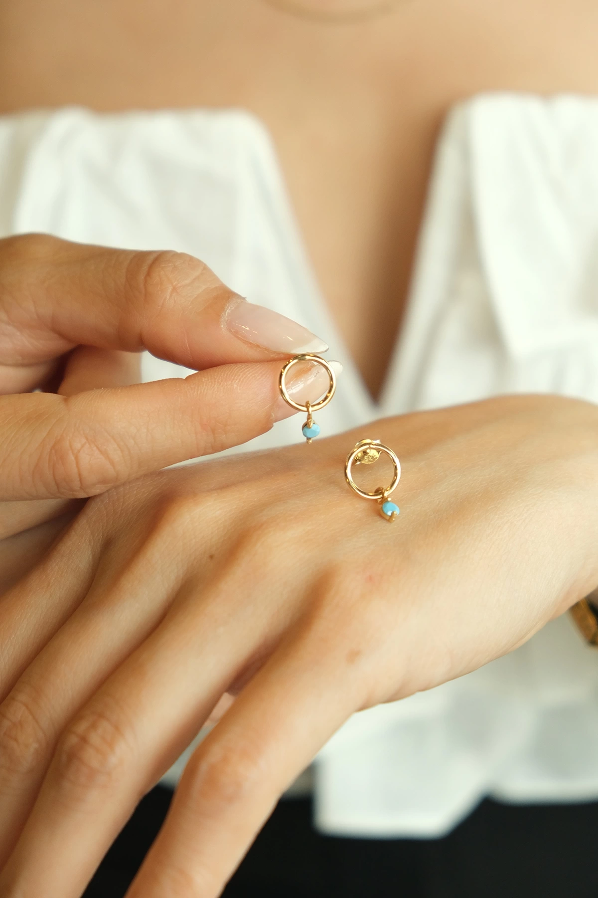 Asil 14 Ayar Turkuaz Taşlı Mini Halka Altın Küpe KP3650