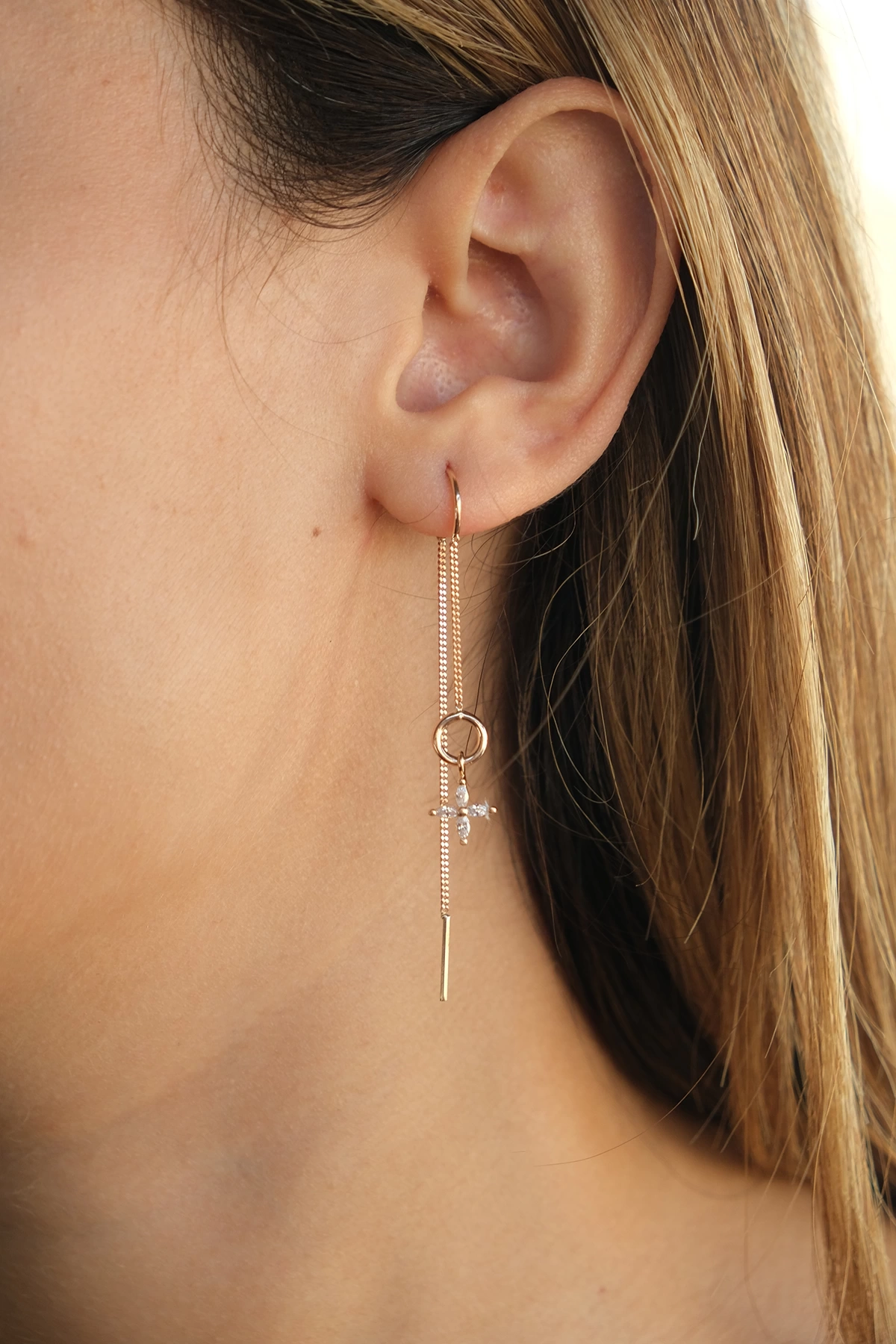 Asil 14 Ayar Lotus Çiçeği Sallantılı Rose Altın Küpe KP2921