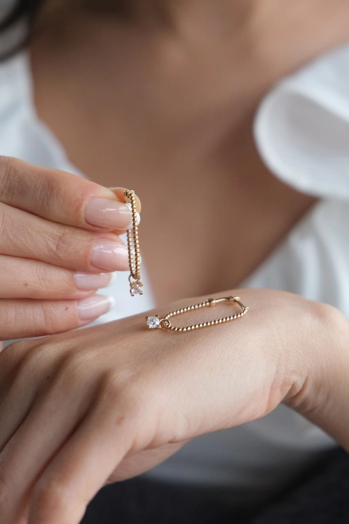 Asil 14 Ayar Dikdörtgen Tek Taşlı Halka Altın Küpe KP1839