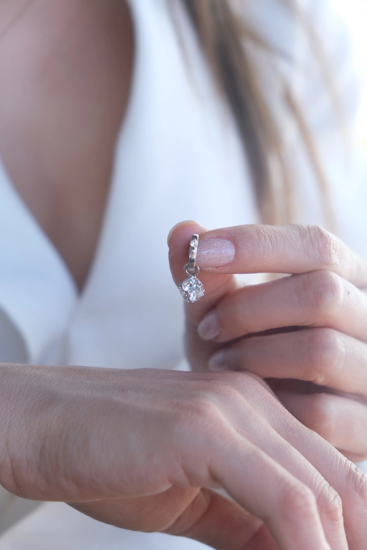 Asil 14 Ayar Taşlı Küp Altın Küpe KP485