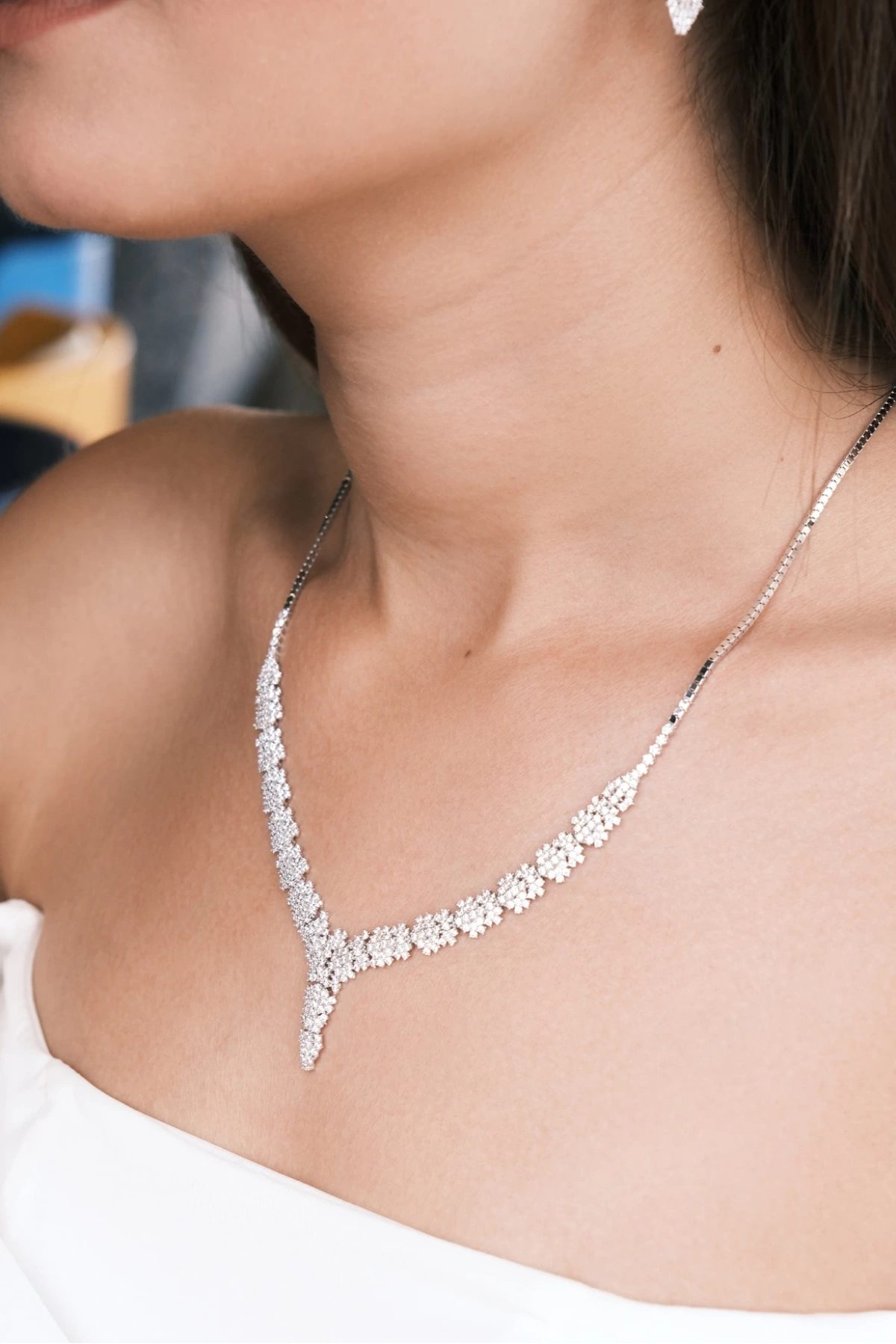 Asil 14 Ayar Taşlı Papatya Model Altın Kolye TKM1193