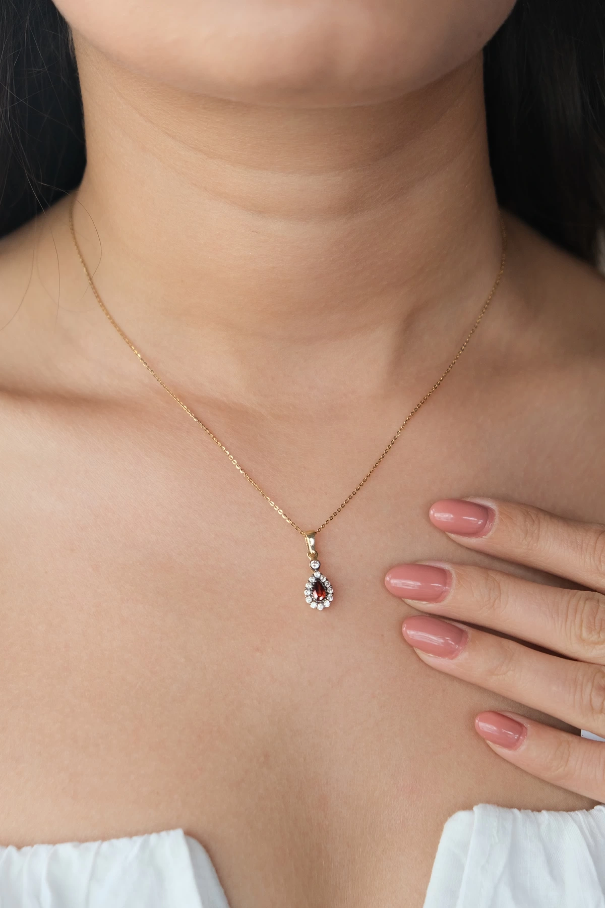 Asil 14 Ayar Kırmızı Anturaj Damla Altın Kolye TKM1382