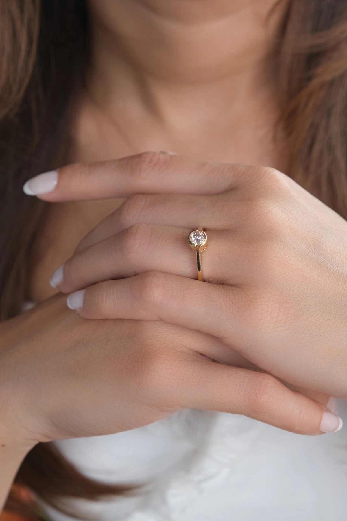 Asil 14 Ayar Gömülü Tek Taş Altın Yüzük TKM838