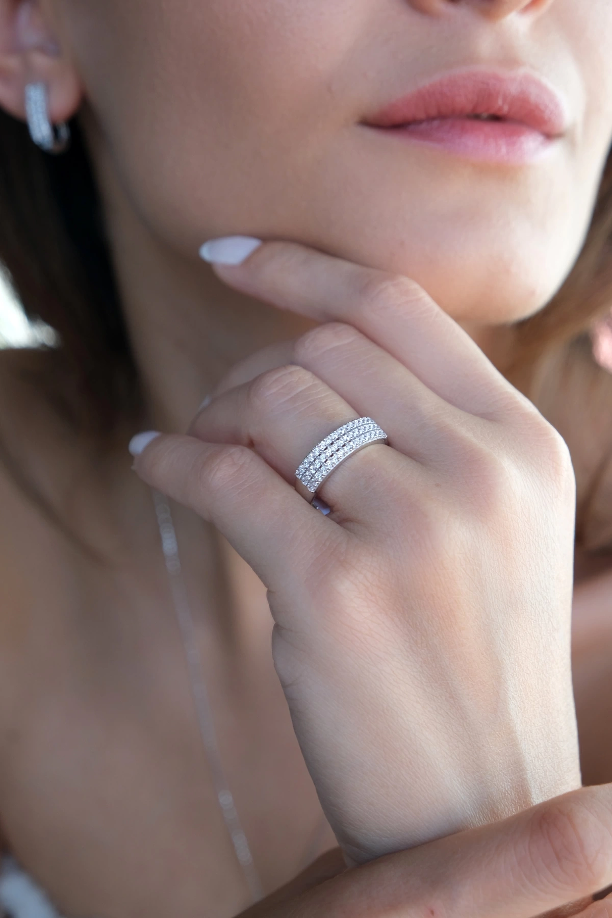 Asil 14 Ayar Pave Taşlı Altın Yüzük TKM659