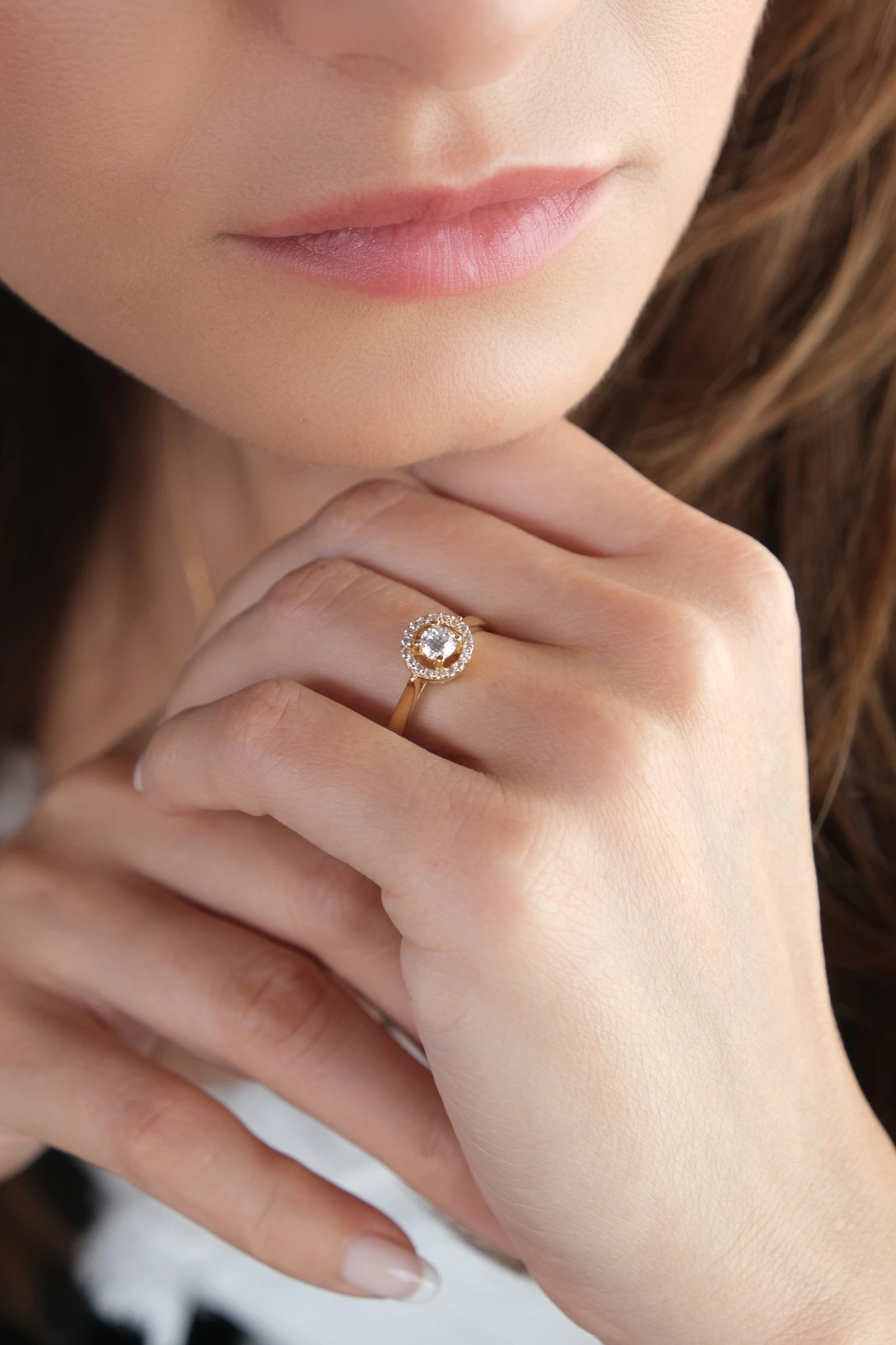 Asil 14 Ayar Yuvarlak Model Tek Taşlı Altın Yüzük TKM841