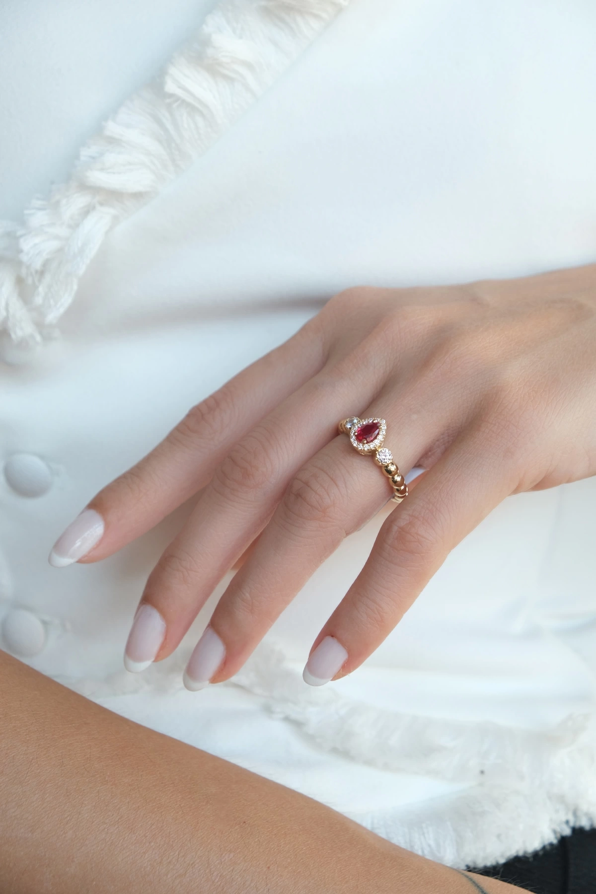 Asil 14 Ayar Kırmızı Taşlı Anturaj Altın Yüzük TKM1070