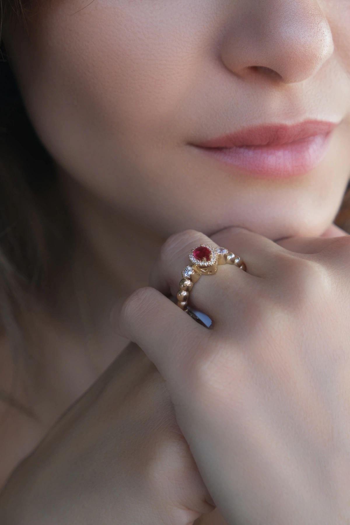 Asil 14 Ayar Kırmızı Taşlı Anturaj Altın Yüzük TKM1070