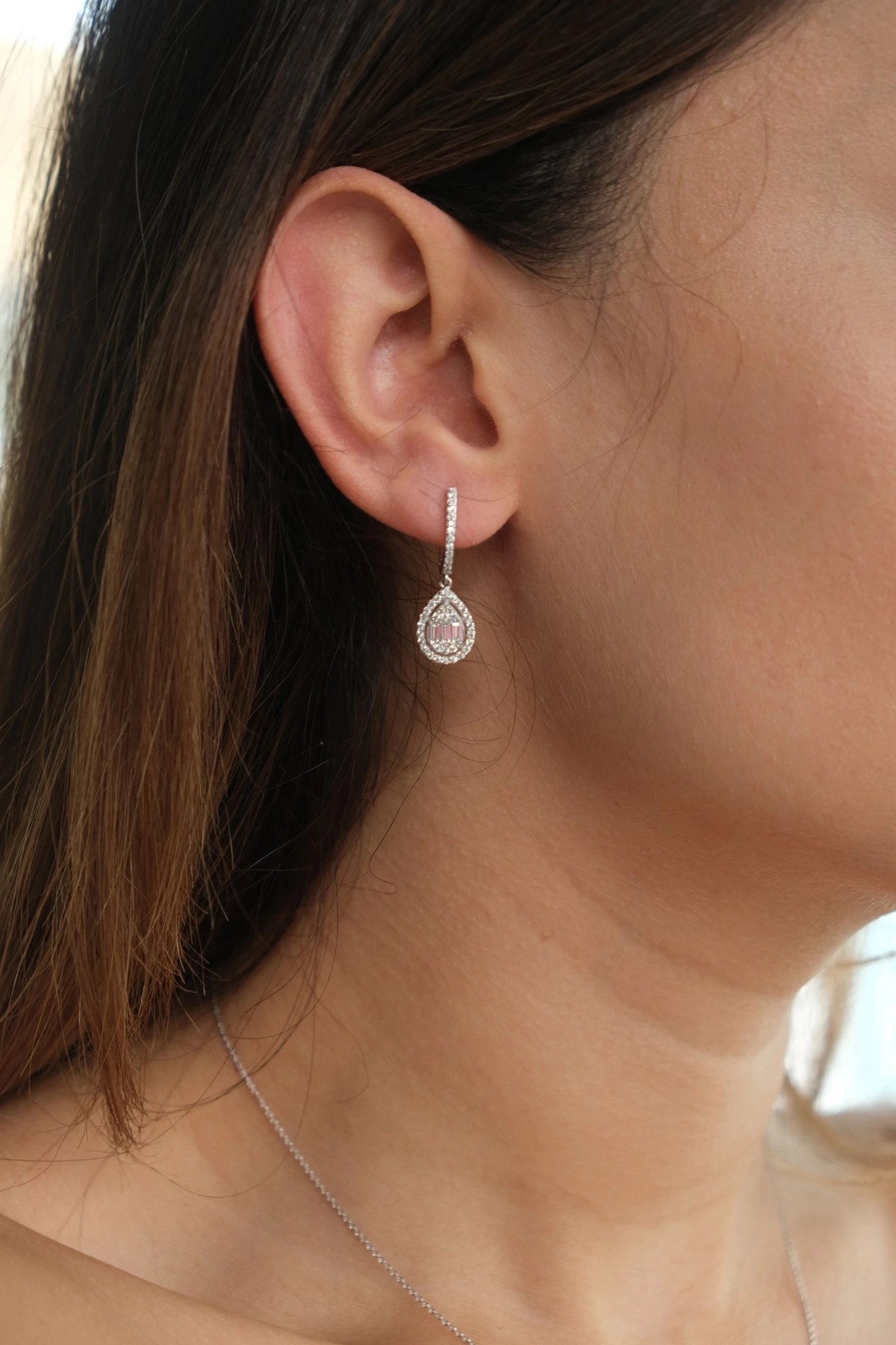 Asil 14 Ayar Damla Model Altın Küpe TKM1033