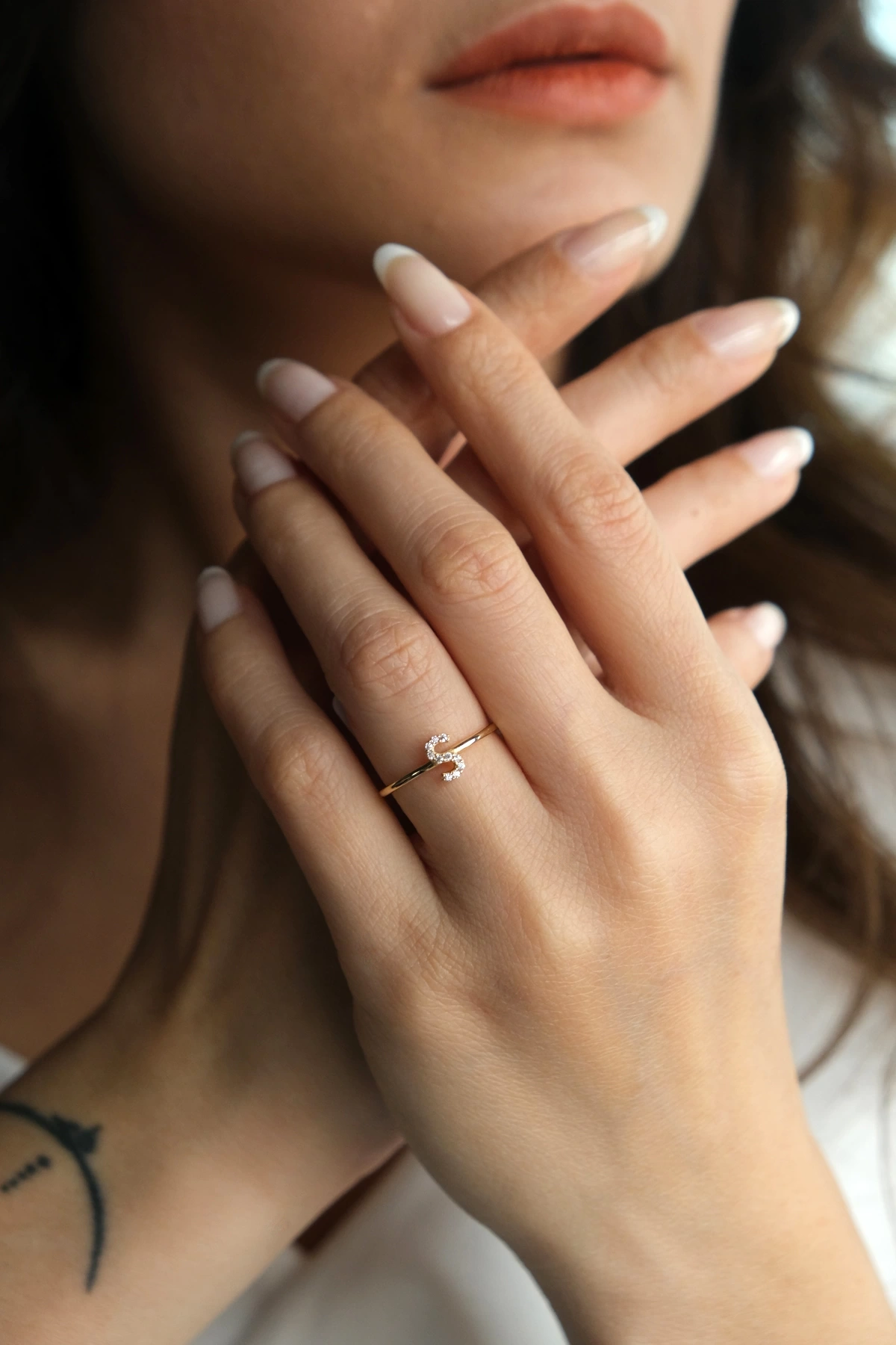 Asil 14 Ayar Taşlı S Harf Altın Yüzük YZK3189