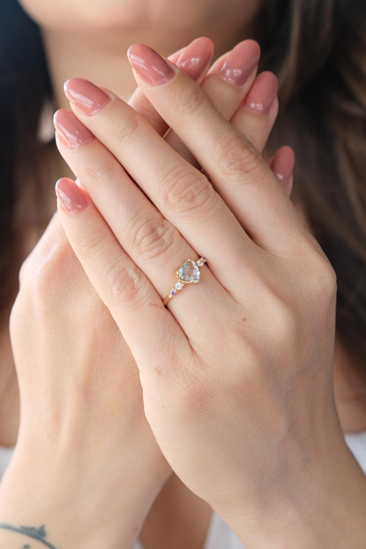 Asil 14 Ayar Kalpli Mavi Taş Altın Yüzük YZK3443