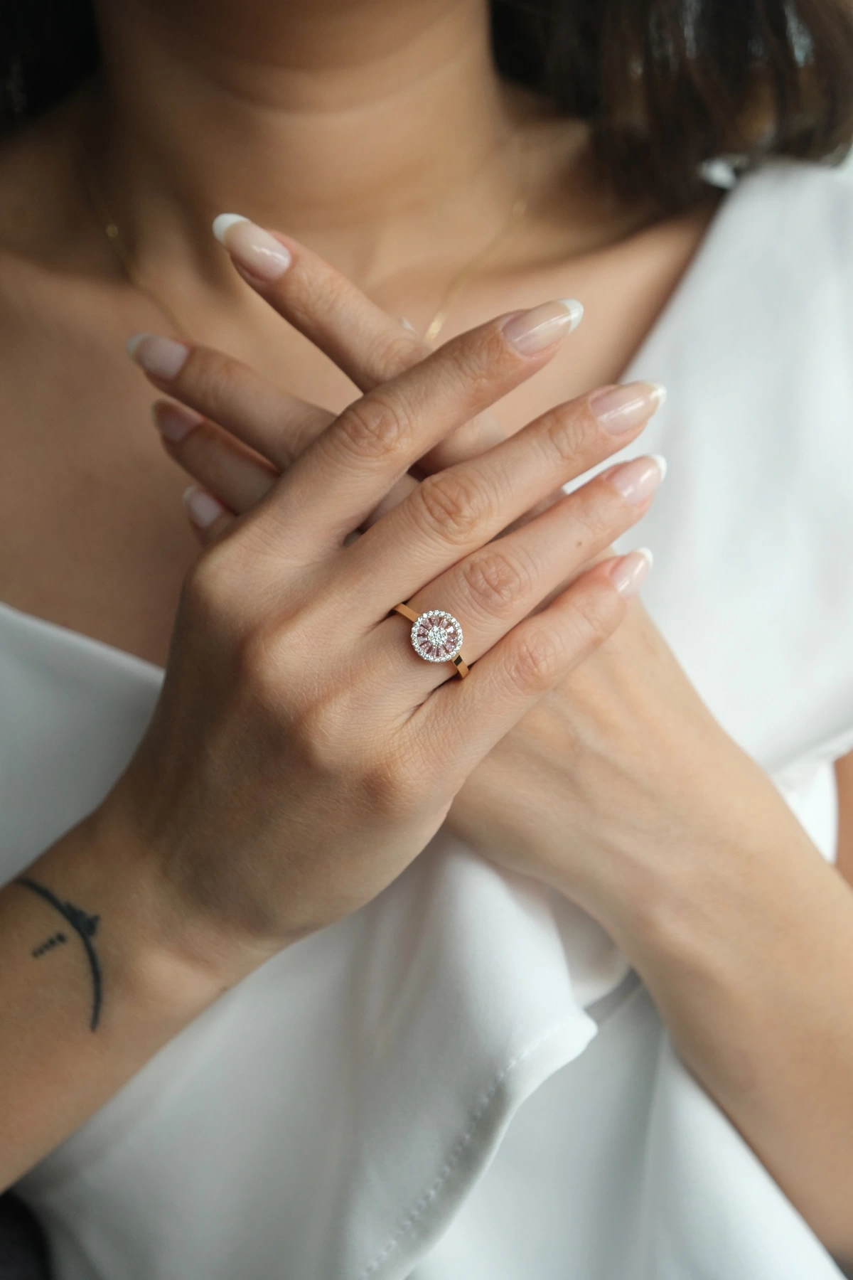 Asil 14 Ayar Pembe Beyaz Taşlı Altın Yüzük YZK3286