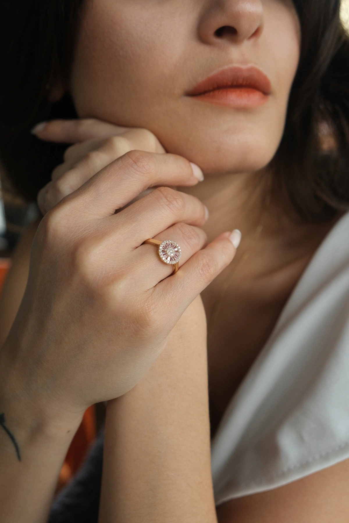 Asil 14 Ayar Pembe Beyaz Taşlı Altın Yüzük YZK3286