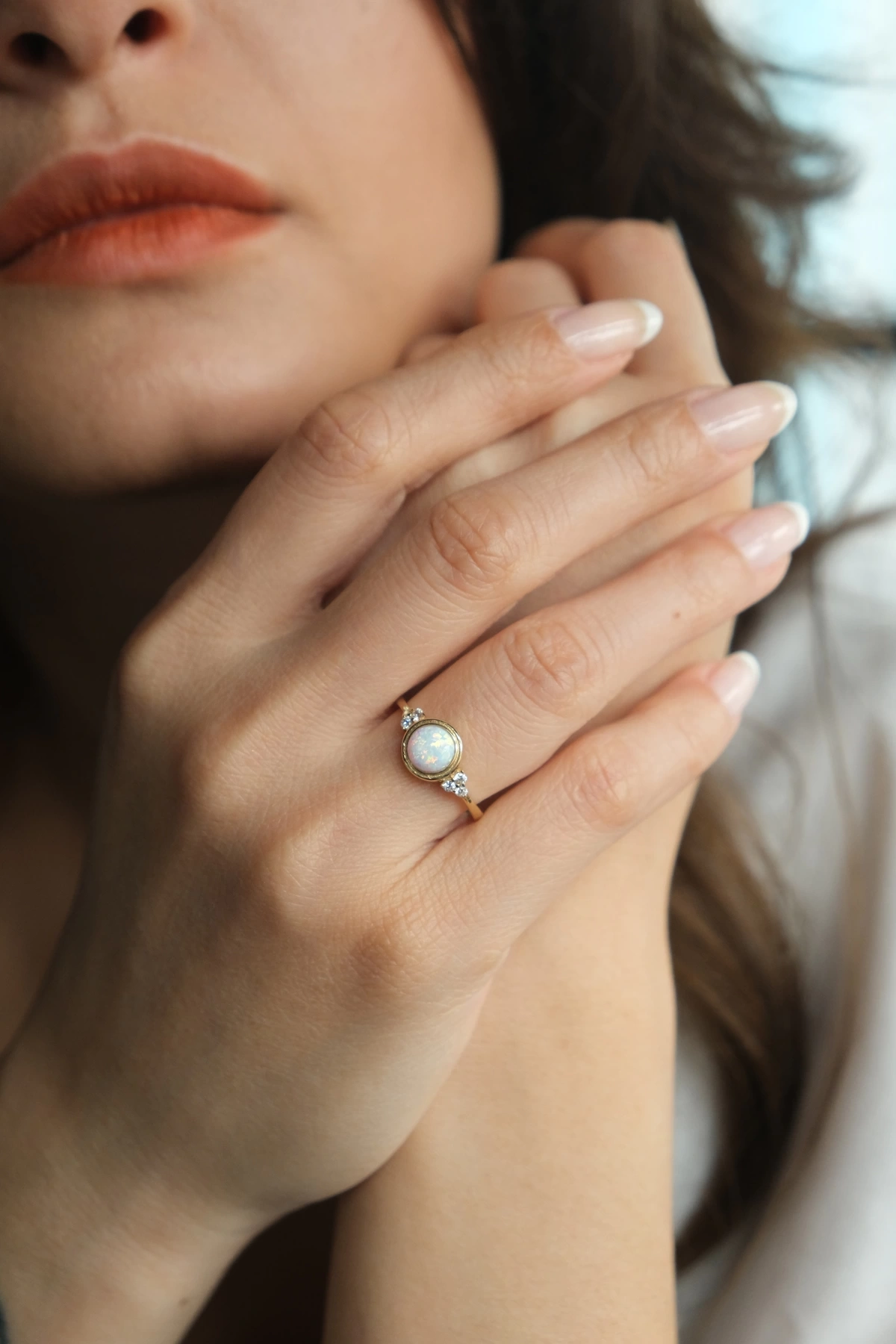 Asil 14 Ayar Beyaz Opal Taşlı Altın Yüzük YZK3302