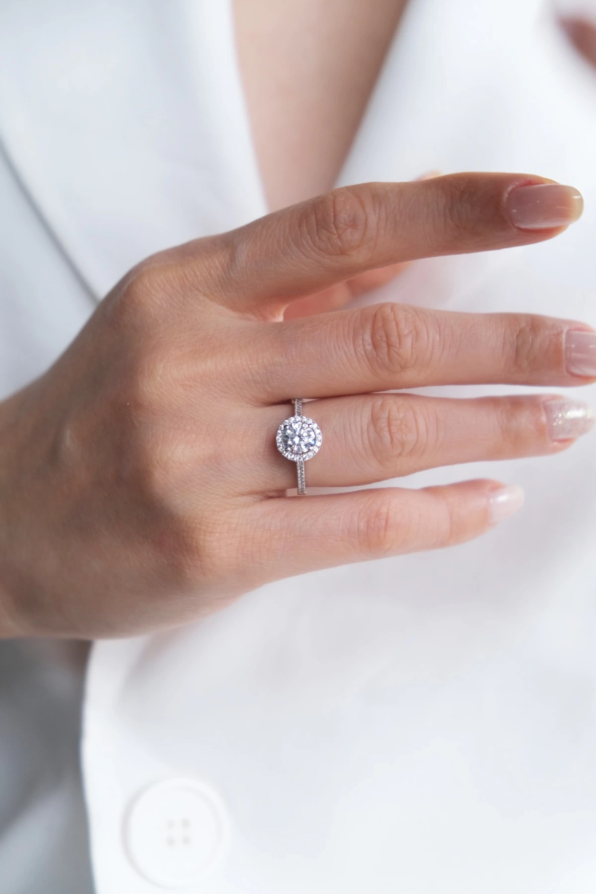 Asil 14 Ayar Tek Taş Beyaz Altın Yüzük YZK2919