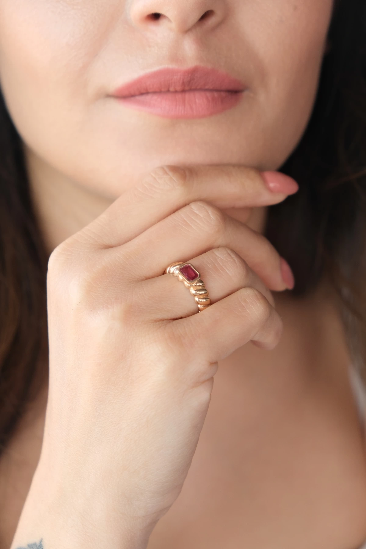 Asil 14 Ayar Pembe Taşlı Burgu Altın Yüzük YZK1980