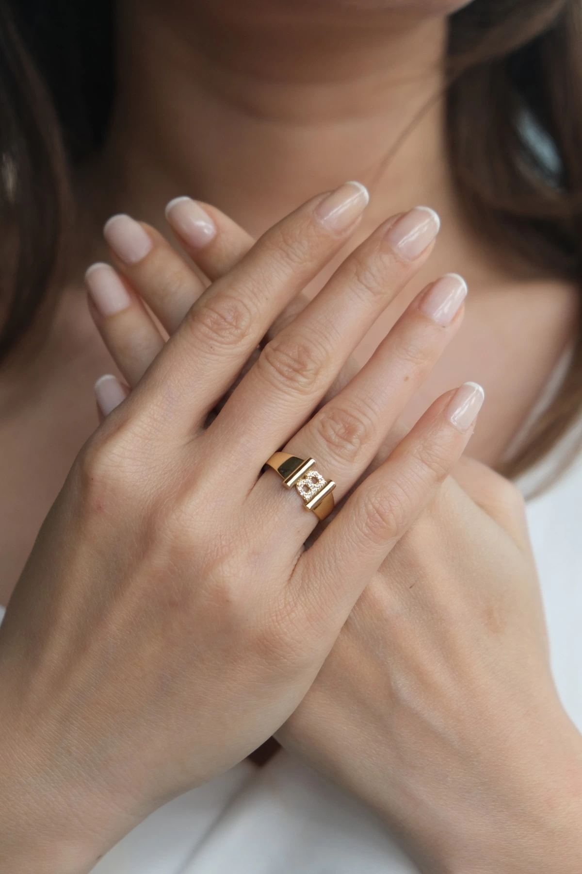 Asil 14 Ayar Taşlı B Harf Altın Yüzük YZK3192