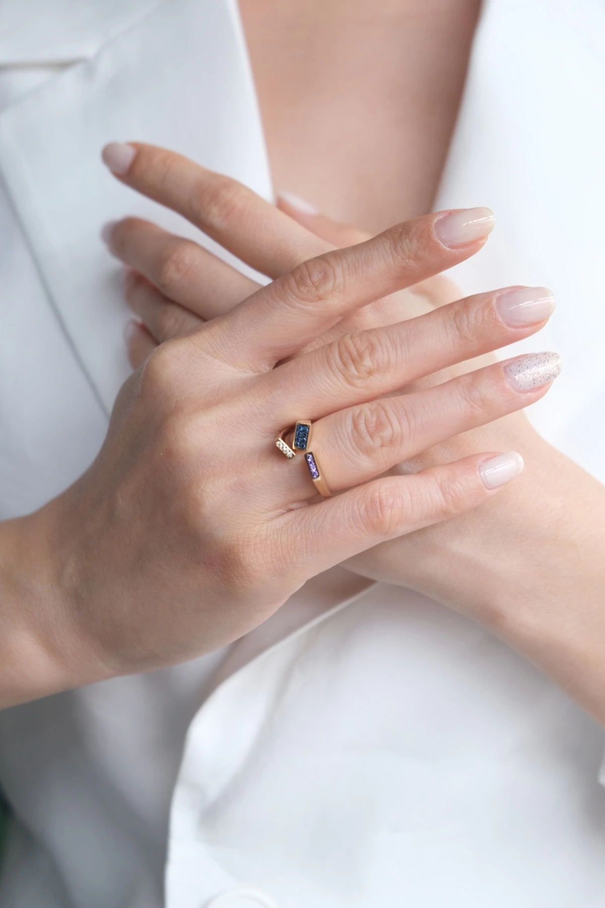 Asil 14 Ayar Renkli Modern Altın Yüzük YZK3005