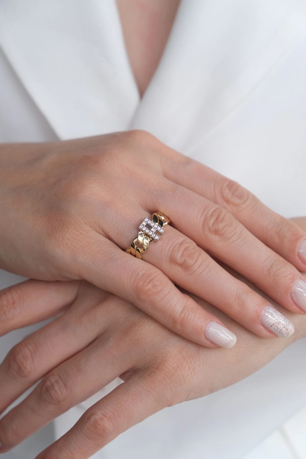 Asil 14 Ayar A Harf Burgu Altın Yüzük YZK2939