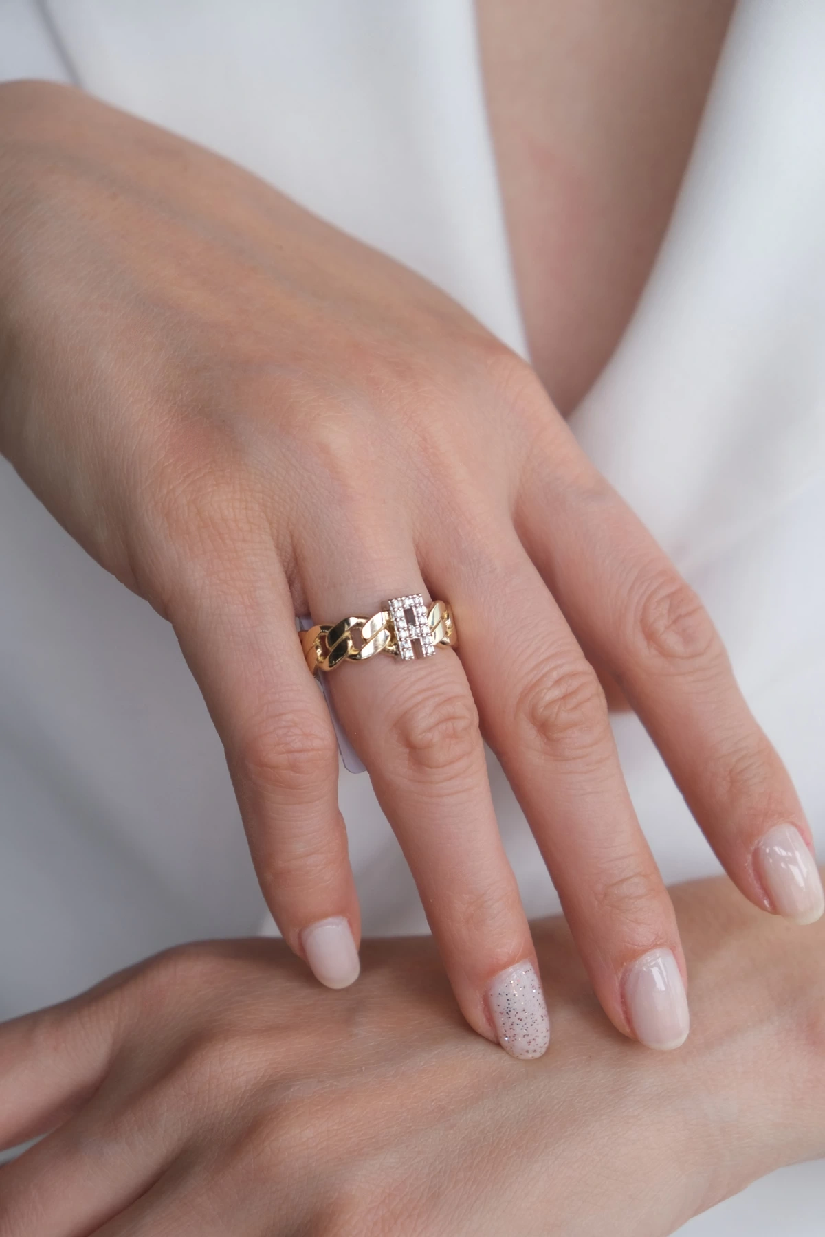 Asil 14 Ayar A Harf Burgu Altın Yüzük YZK2939