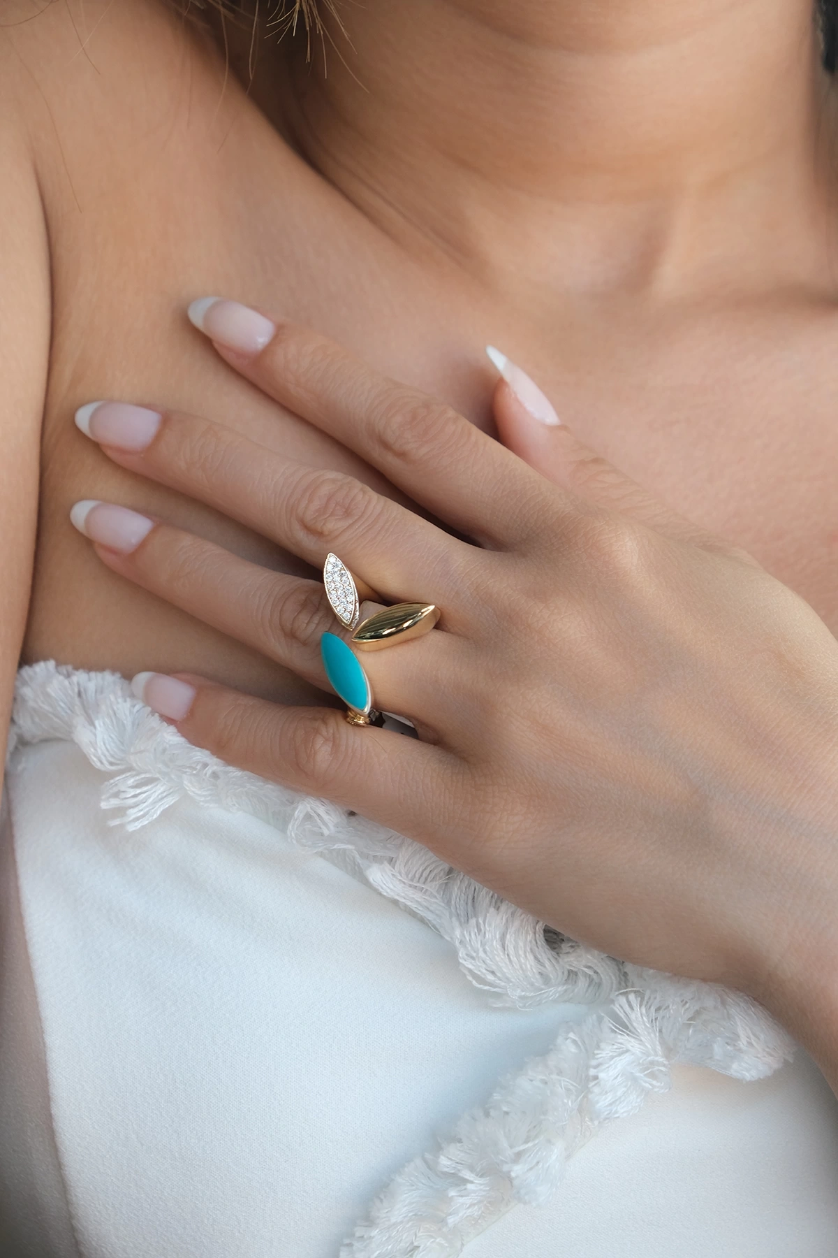 Asil 14 Ayar Taşlı Altın Yüzük YZK2987