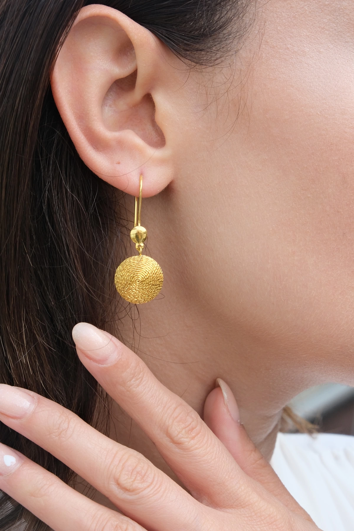 Asil 22 Ayar Yuvarlak Hasır Sallantılı Altın Küpe KP4123