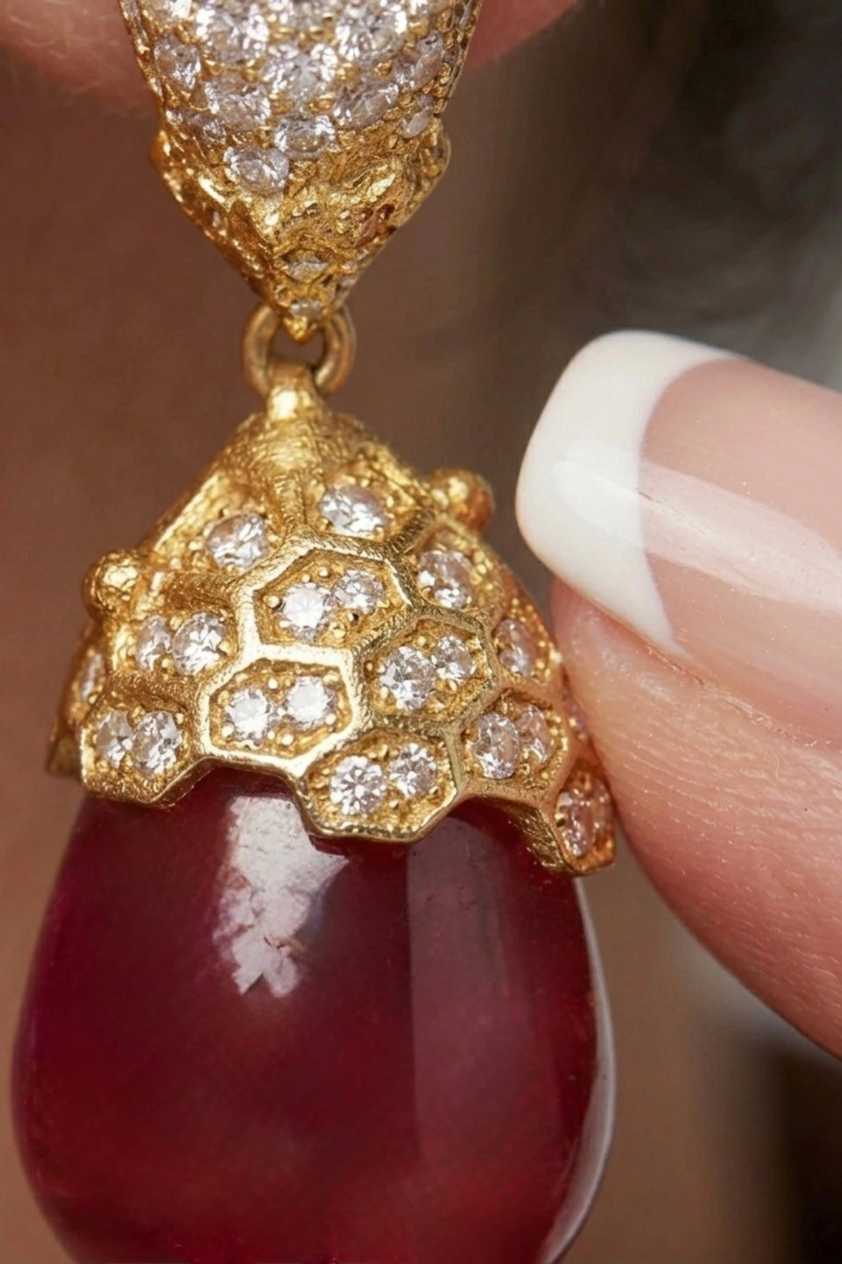 23.51 Ct. Drop Model Pırlanta Küpe