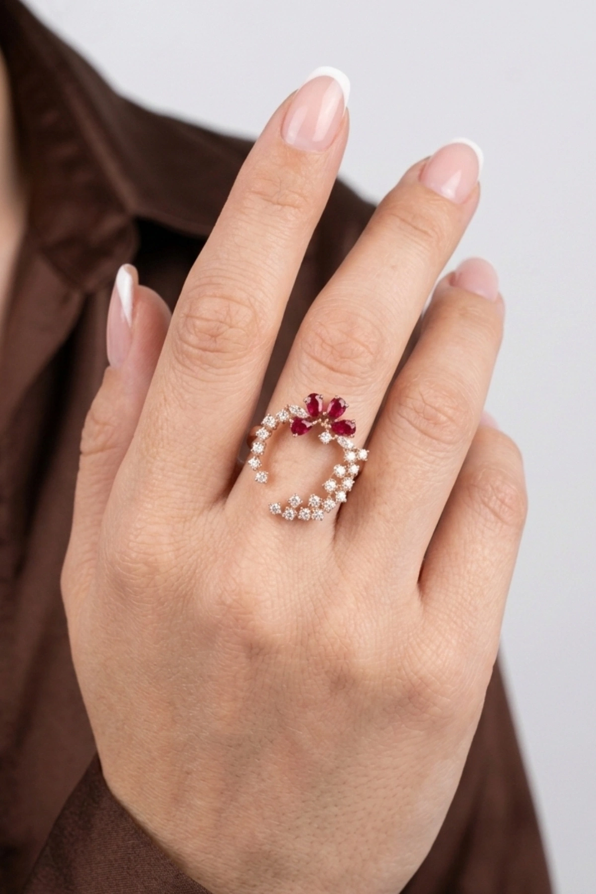 Çiçek Desen 1.56 CT. Pırlanta Yüzük
