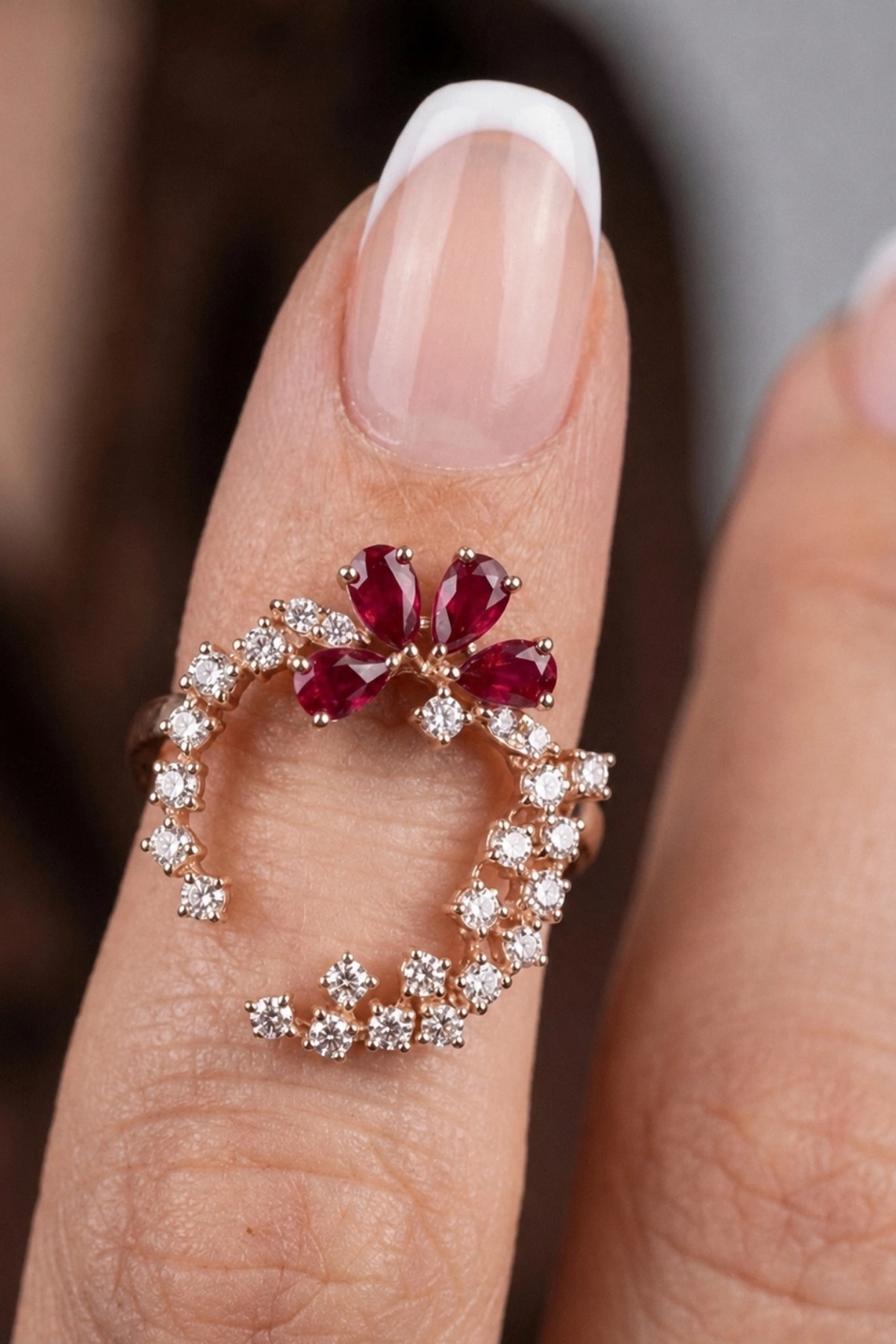 Çiçek Desen 1.56 CT. Pırlanta Yüzük