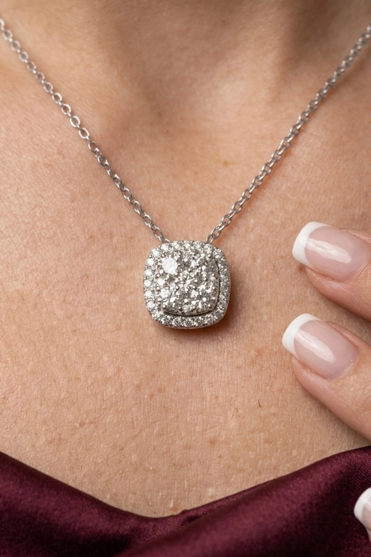 0.49 Ct. Pırlanta Kolye