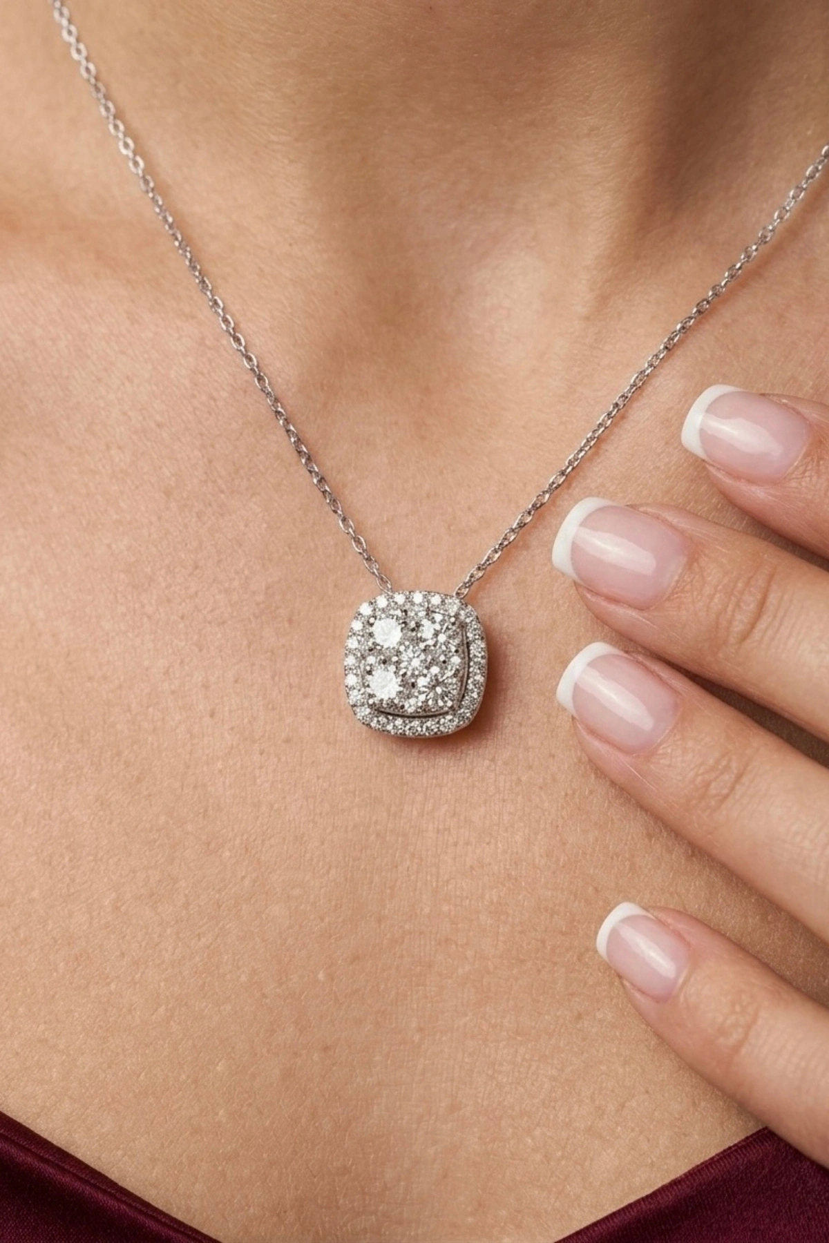 0.49 Ct. Pırlanta Kolye