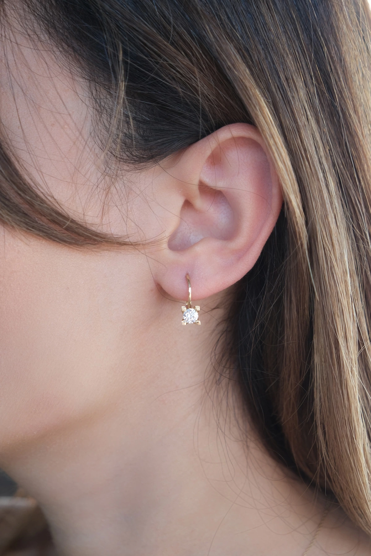 Asil 14 Ayar 4 Tırnak Tek Taş Altın Küpe TKM871