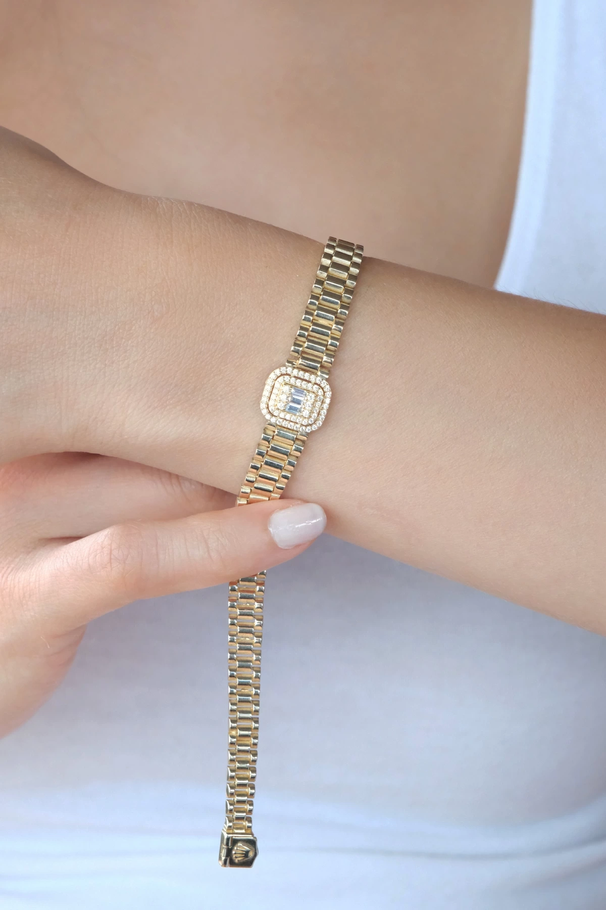 Asil 14 Ayar Baget Taşlı Altın Bileklik BLK5043