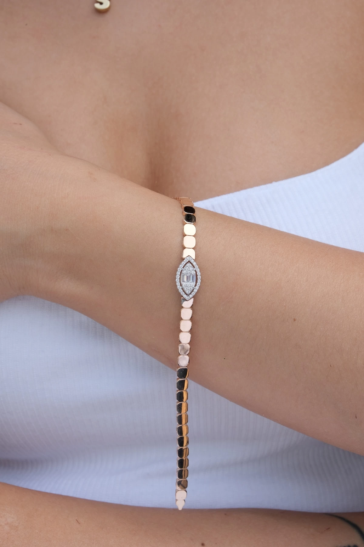 Asil 14 Ayar Baget Taşlı Rose Altın Bileklik BLK959