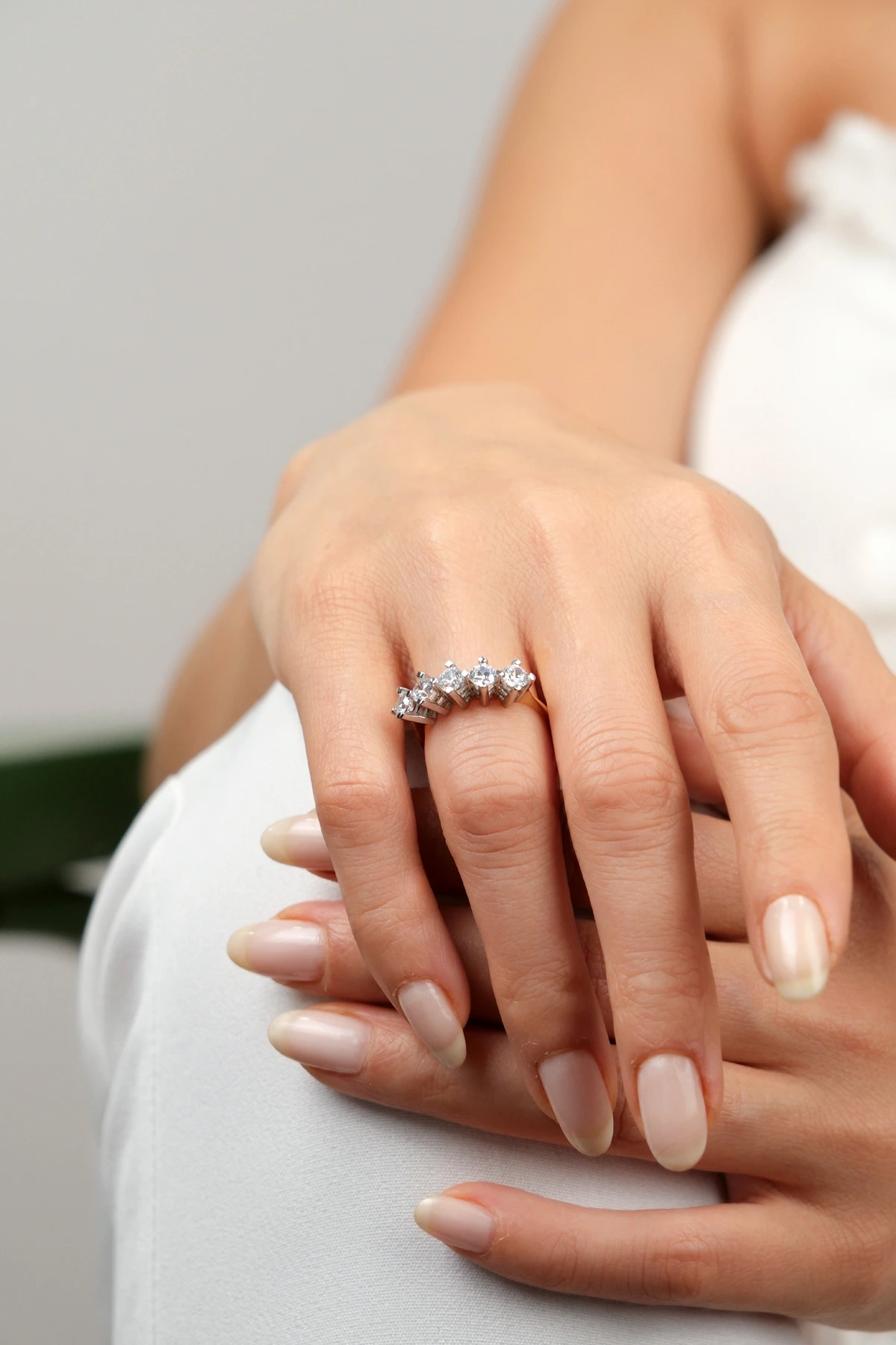 Asil 14 Ayar Beş Taş Altın Yüzük YZK3216