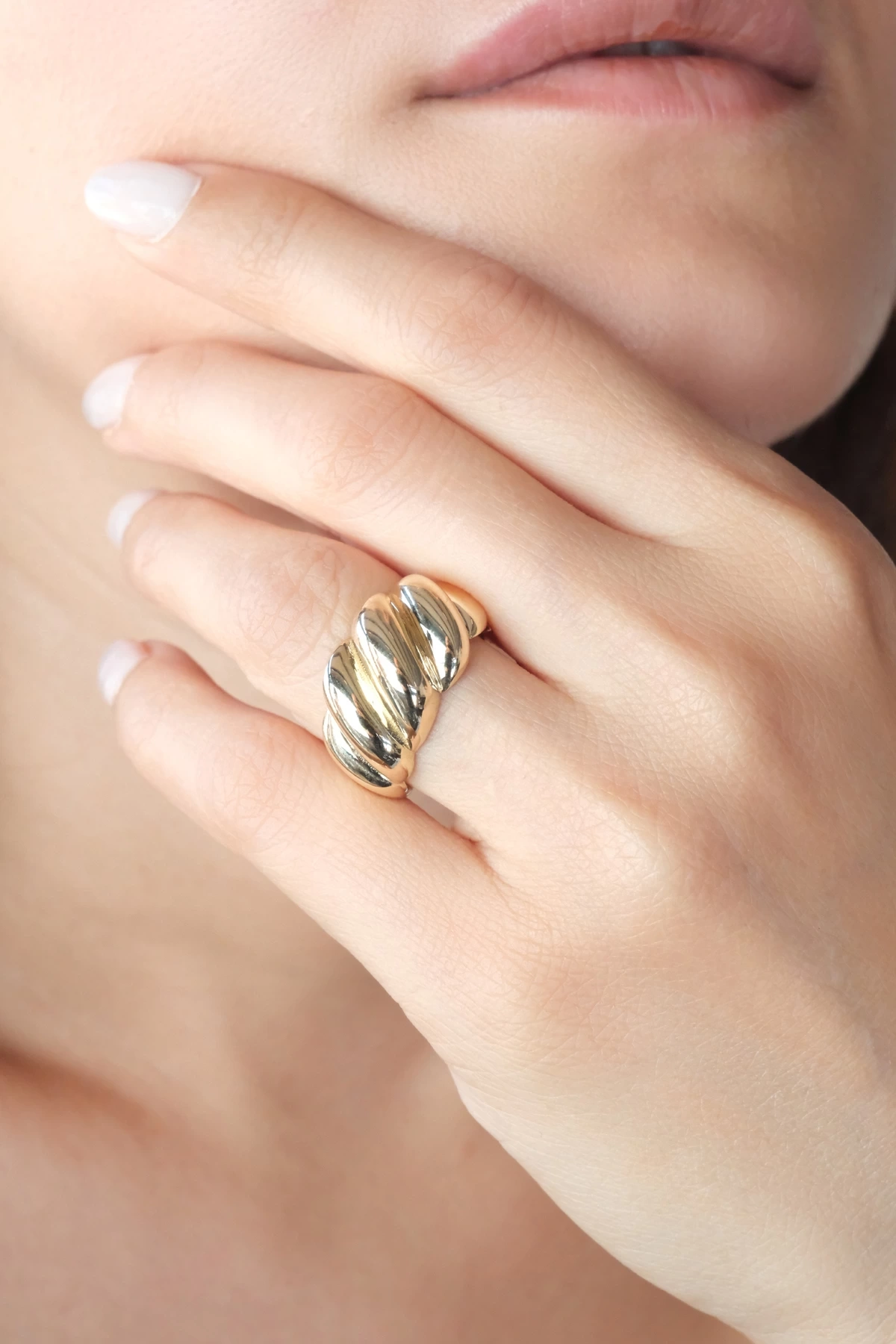 Asil 14 Ayar Burgu Model Altın Yüzük YZK3681