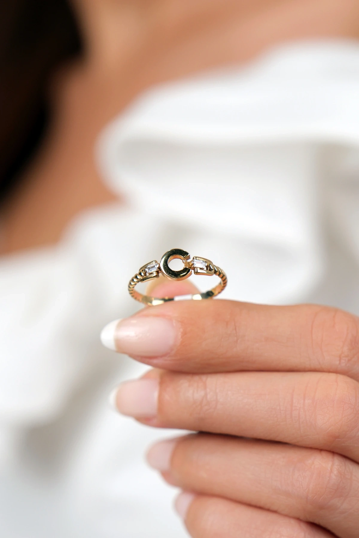 Asil 14 Ayar C Harf Altın Yüzük YZK1549