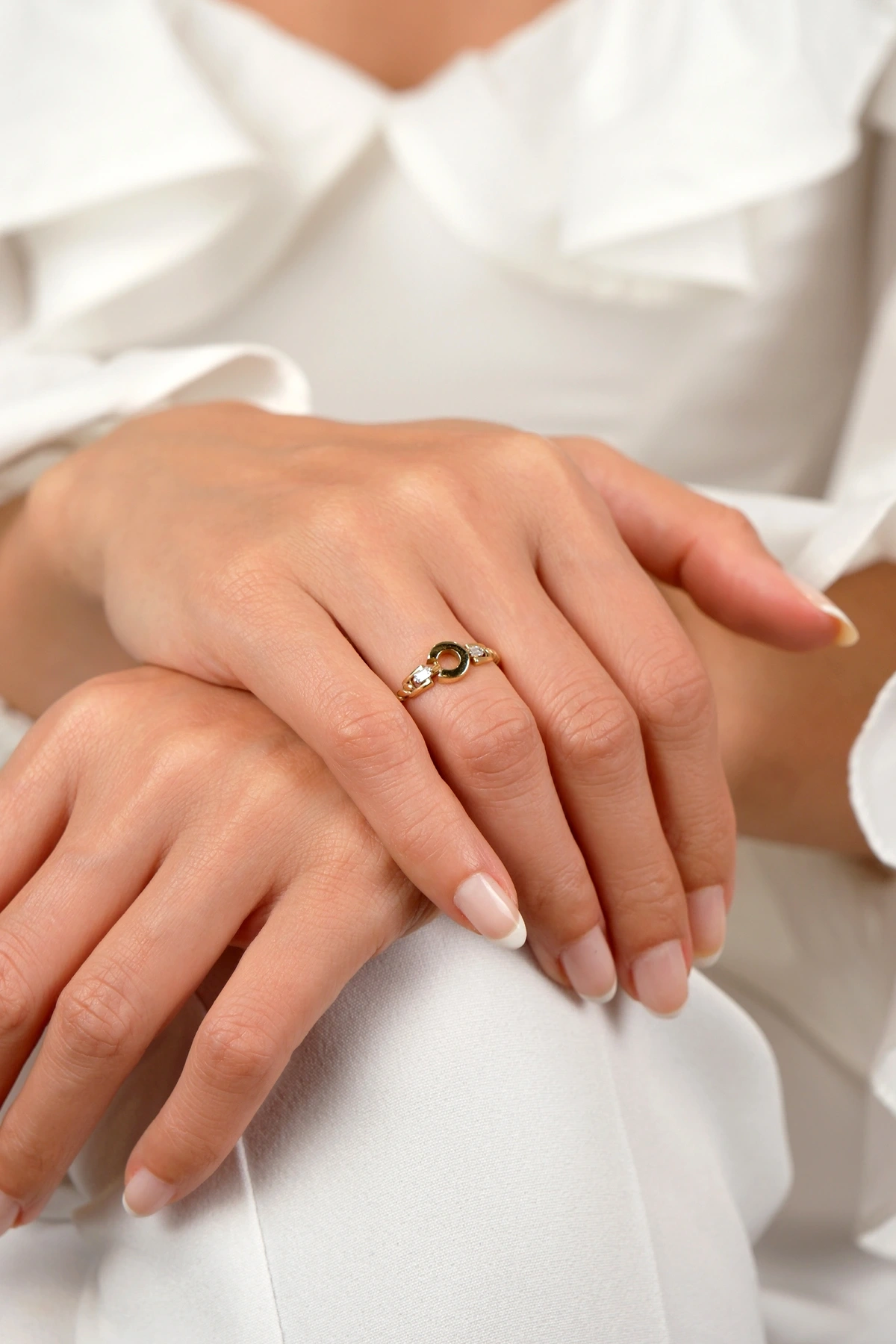 Asil 14 Ayar C Harf Altın Yüzük YZK1549