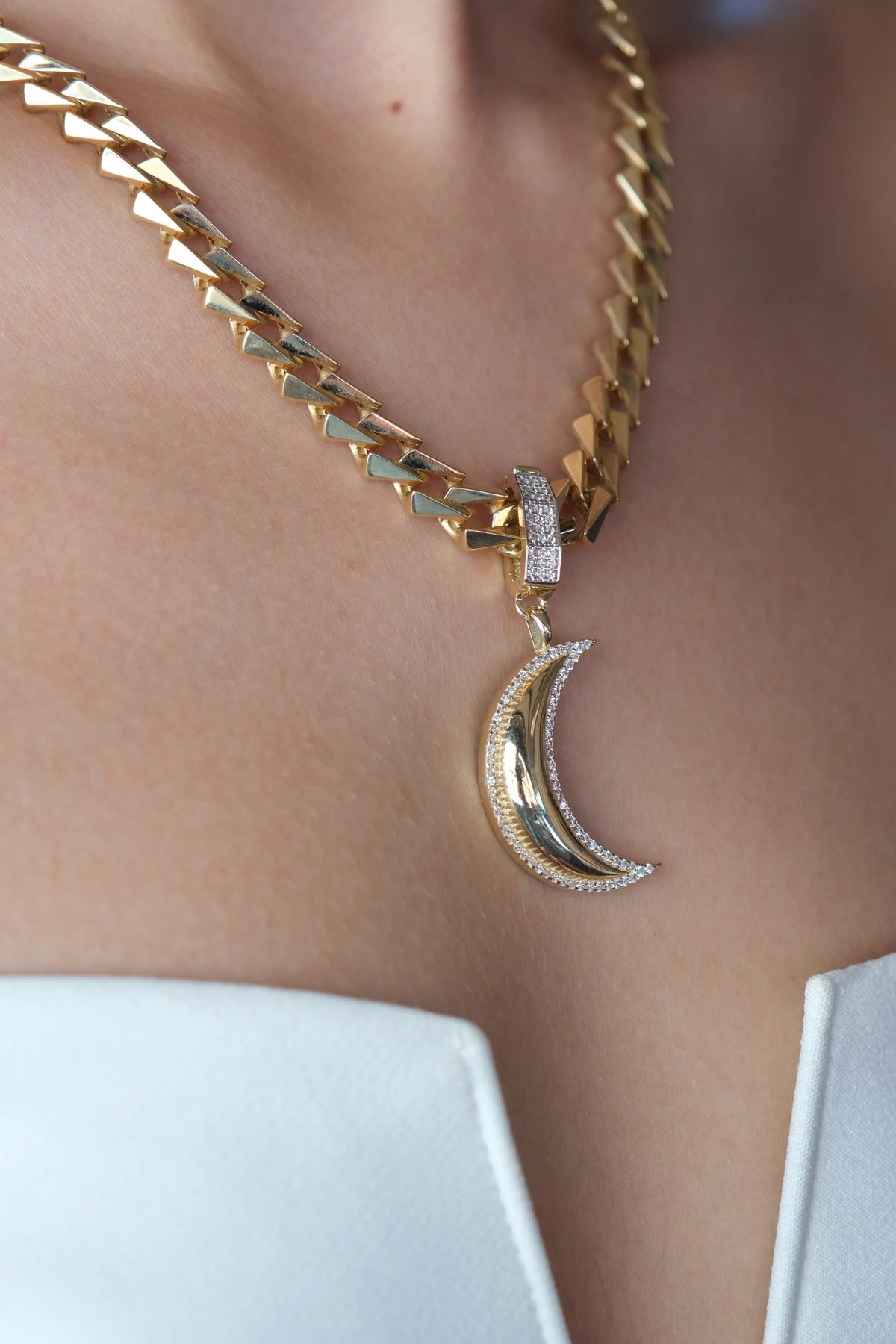 Asil 14 Ayar ÇağlaXEma Hilal Charm Altın Kolye Ucu KLU1994