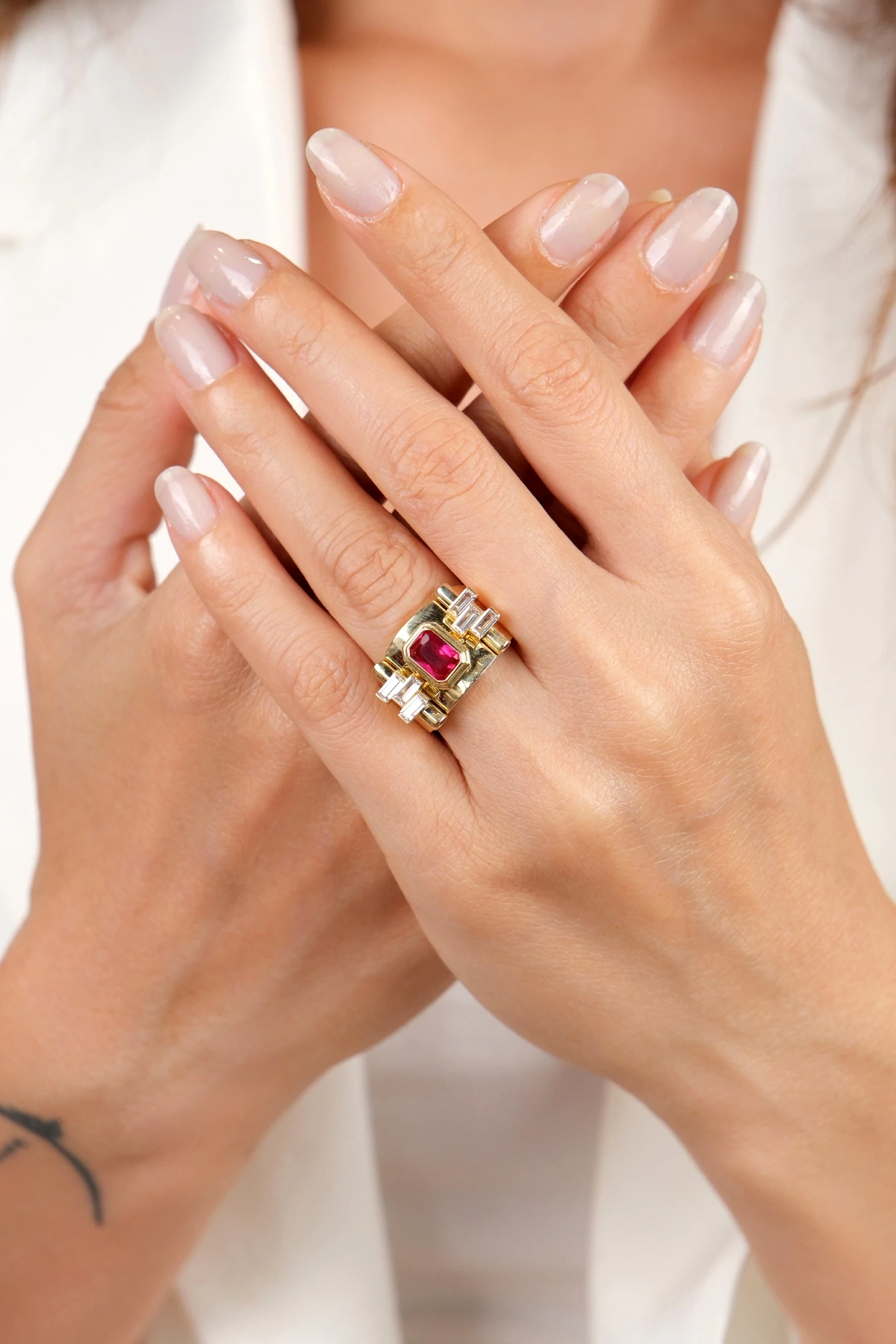 Asil 14 Ayar Emerald Kesim Mavi Taşlı Altın Yüzük YZK3644