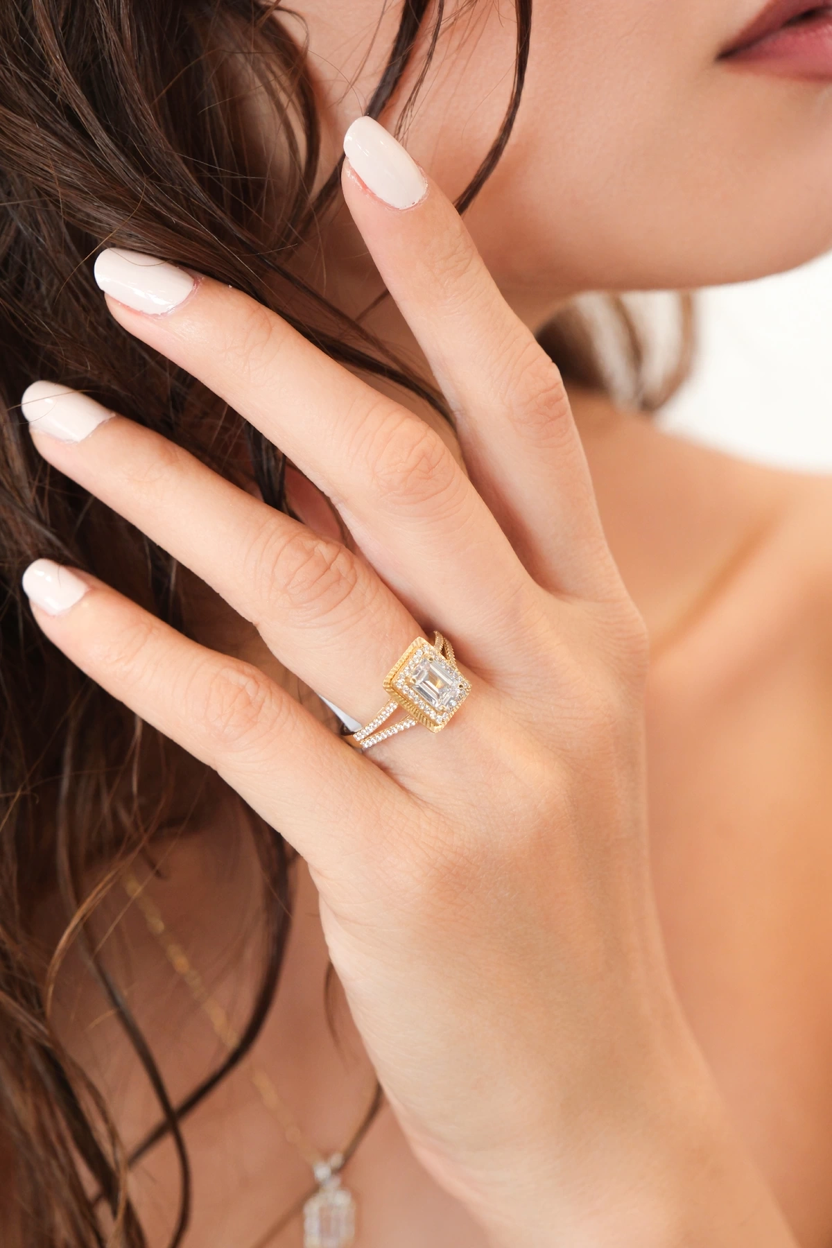 Asil 14 Ayar Emerald Kesim Tek Taş Altın Yüzük YZK2726