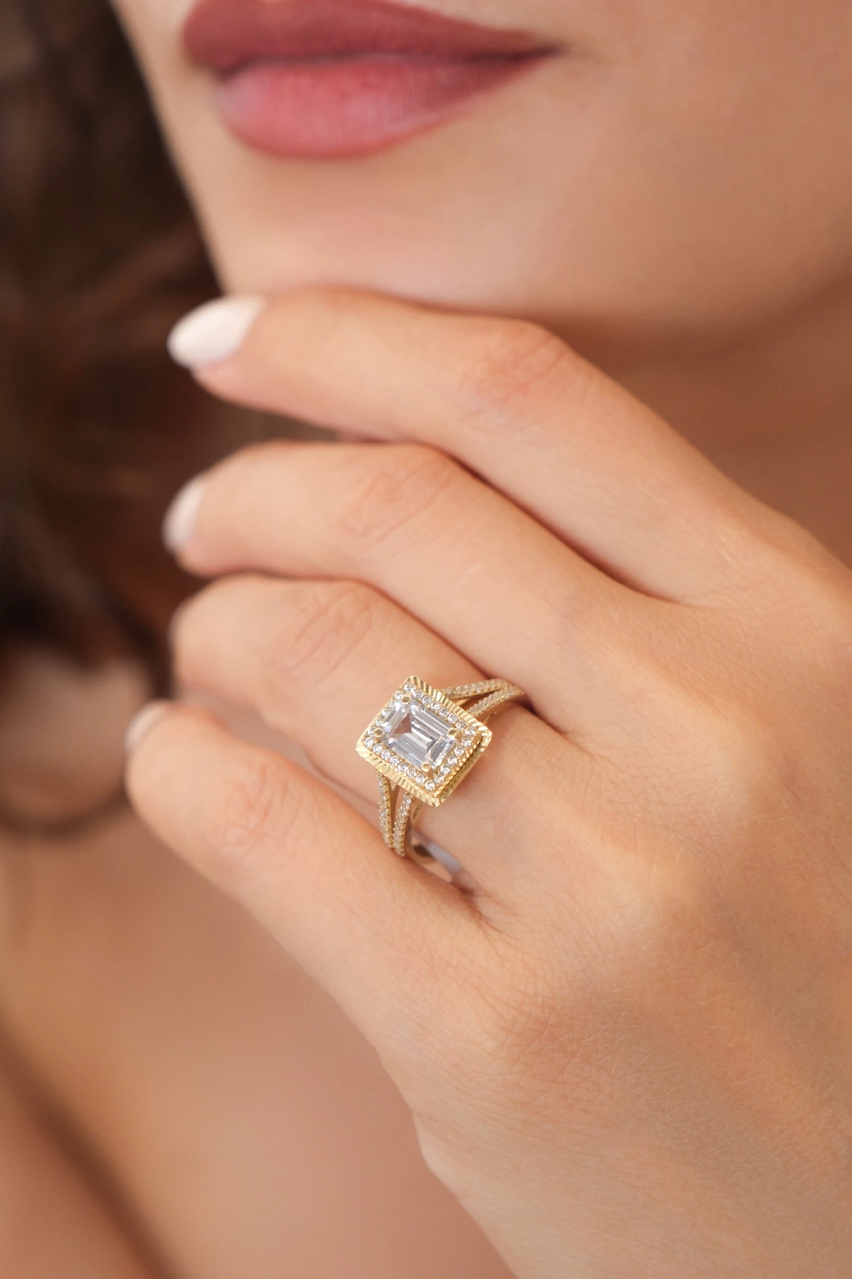 Asil 14 Ayar Emerald Kesim Tek Taş Altın Yüzük YZK2726