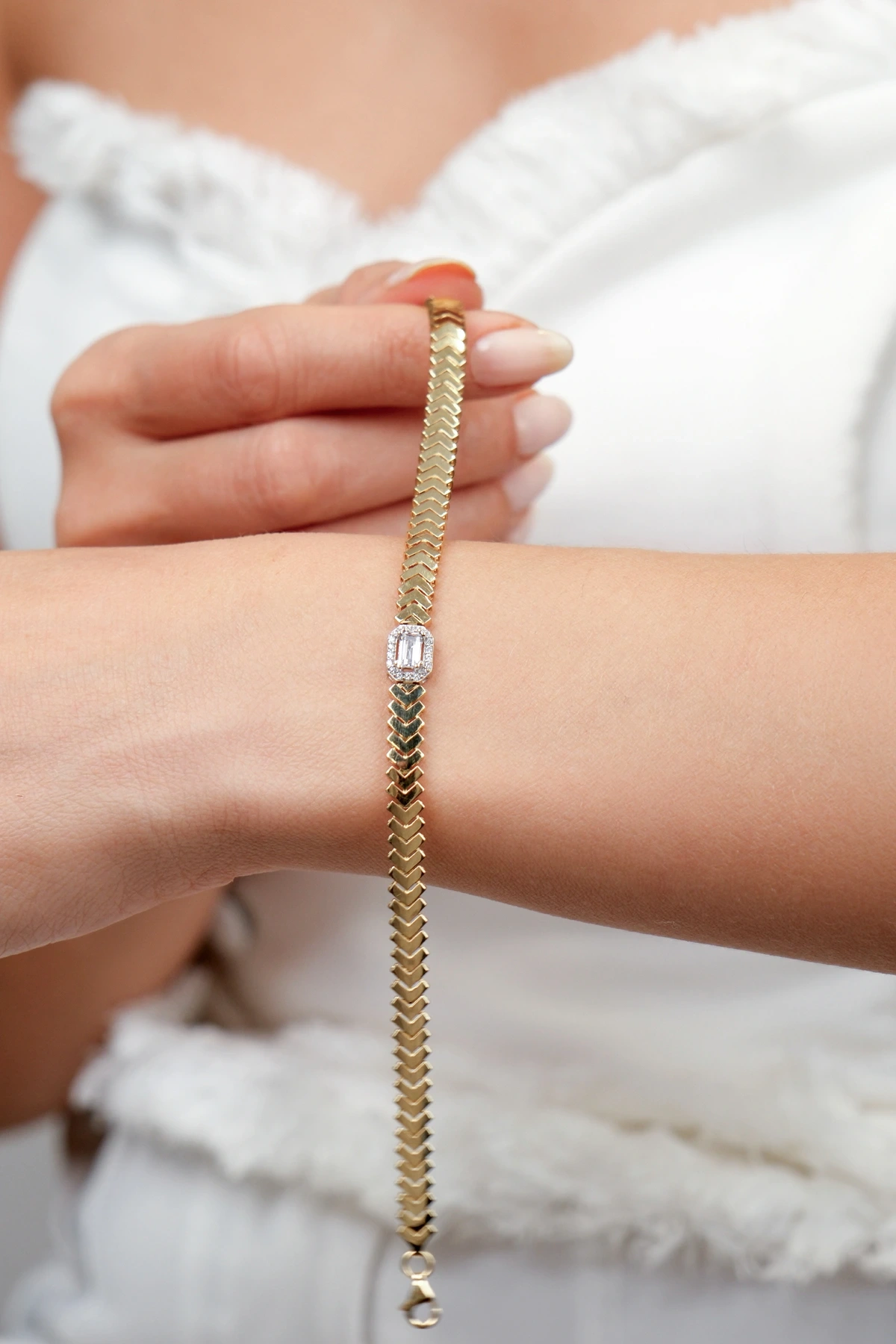 Asil 14 Ayar Emerald Taşlı Altın Bileklik BLK5159