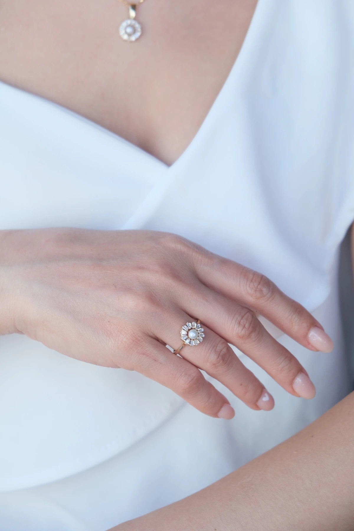 Asil 14 Ayar İncili Taşlı Yüzük YZK 2428