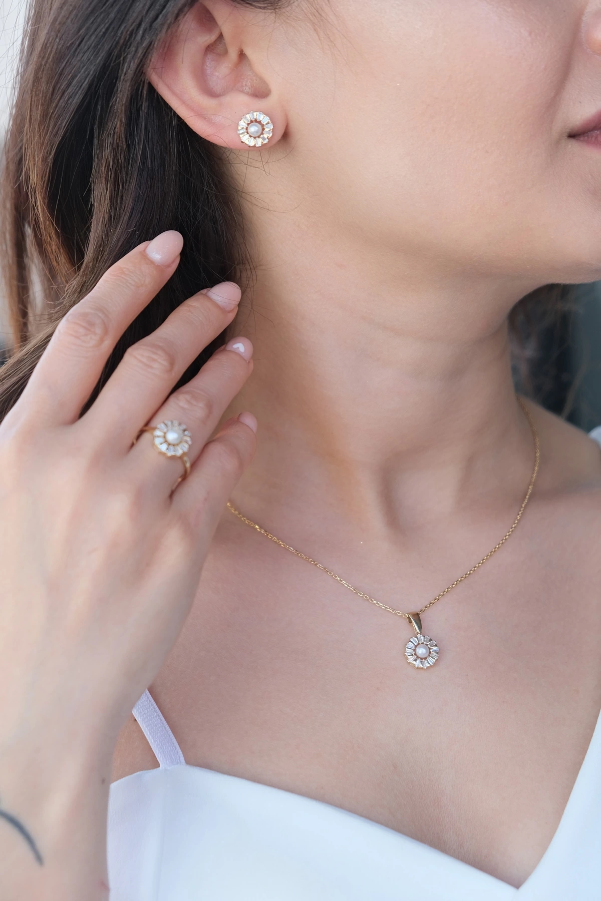 Asil 14 Ayar İncili Taşlı Yüzük YZK 2428