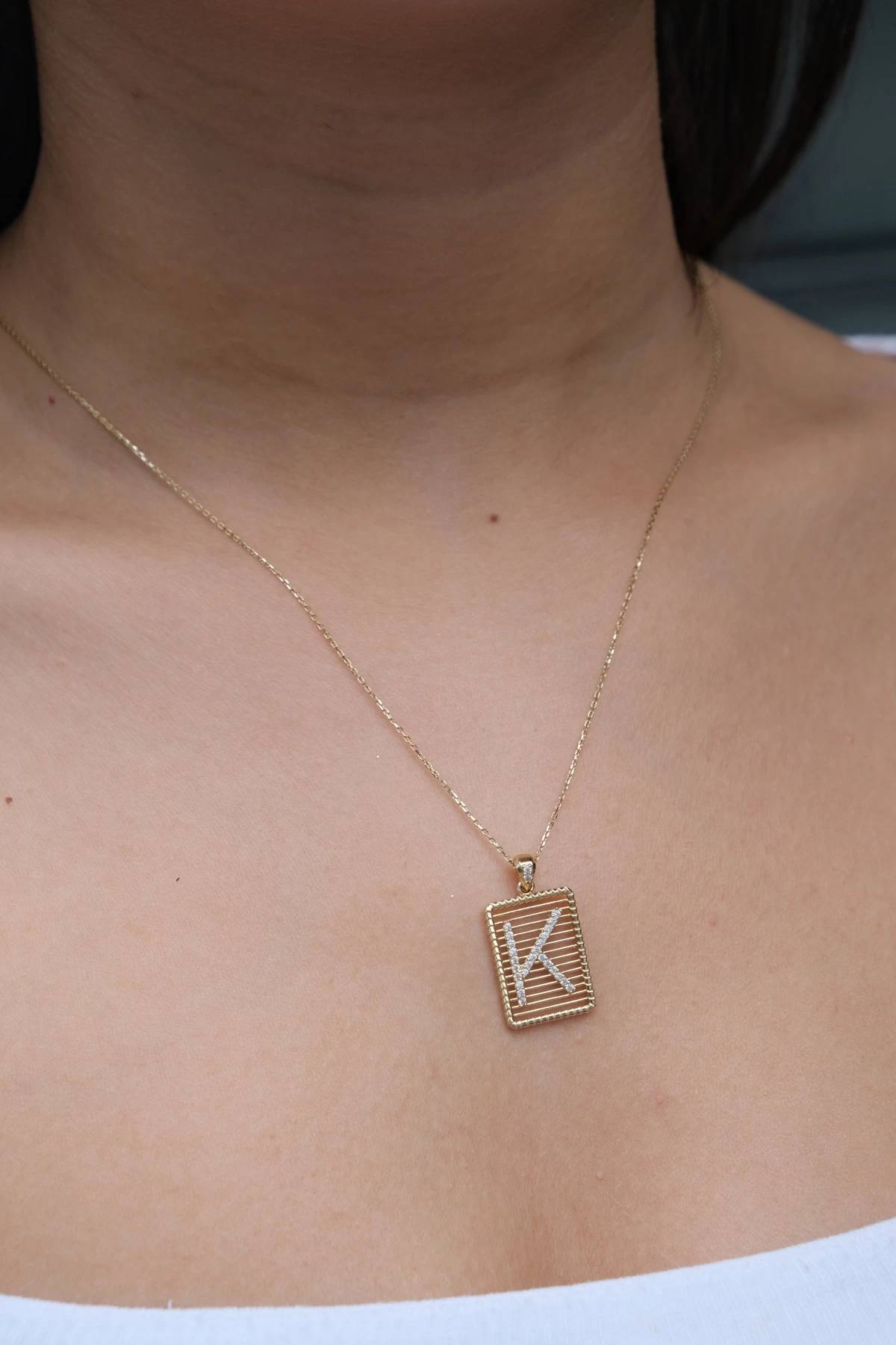 Asil 14 Ayar Izgaralı K Harfi Taşlı Altın Kolye Ucu KLU1036