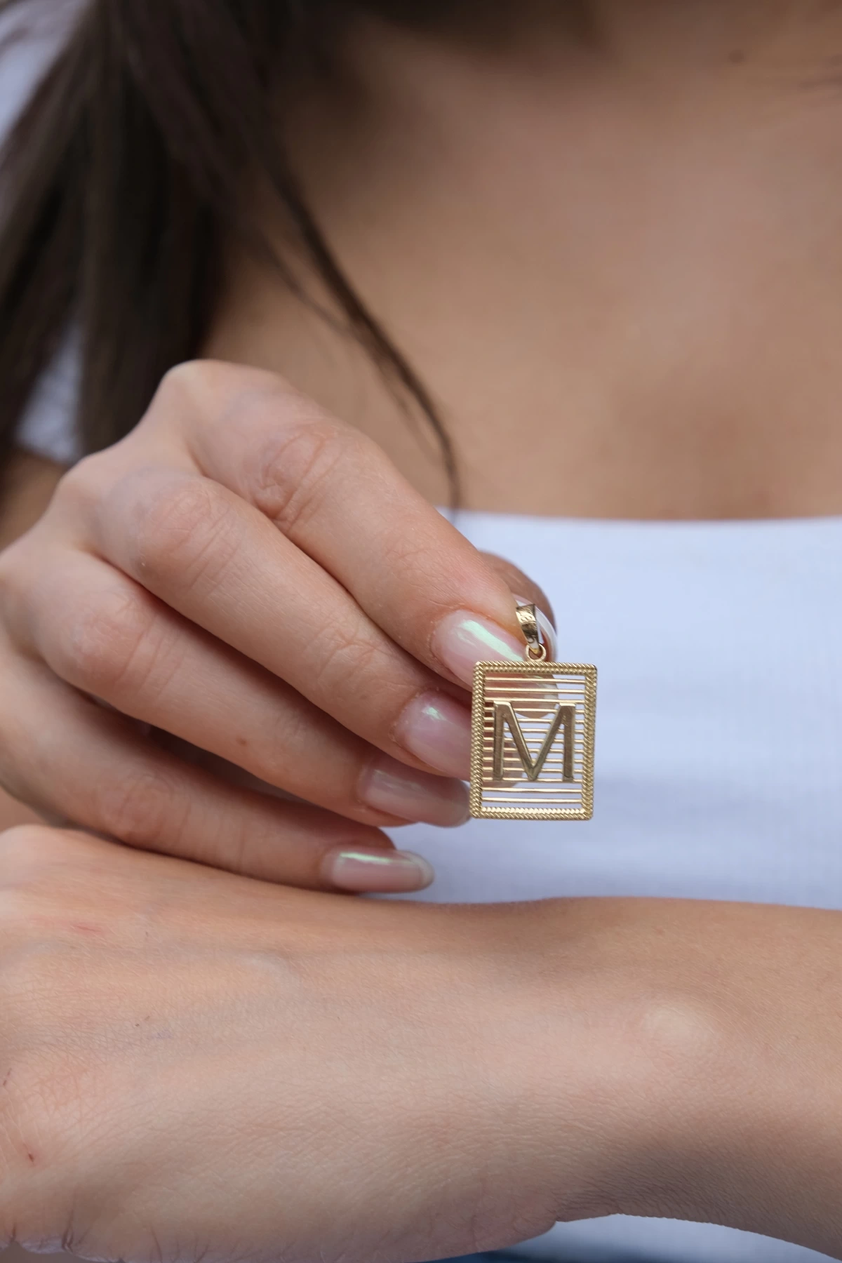 Asil 14 Ayar Izgaralı M Harfi Altın Kolye Ucu KLU1261