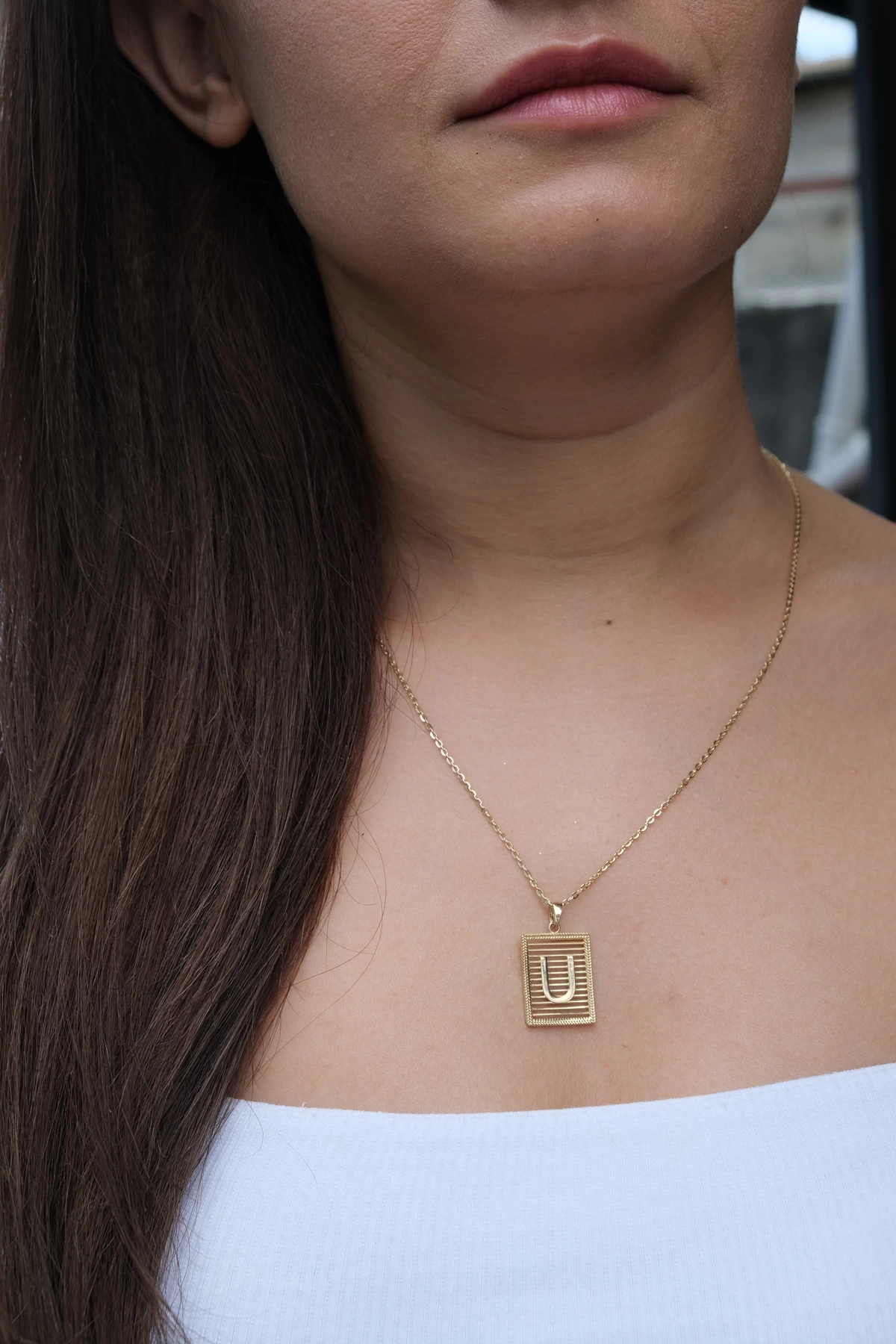 Asil 14 Ayar Izgaralı U Harfi Altın Kolye Ucu KLU1884